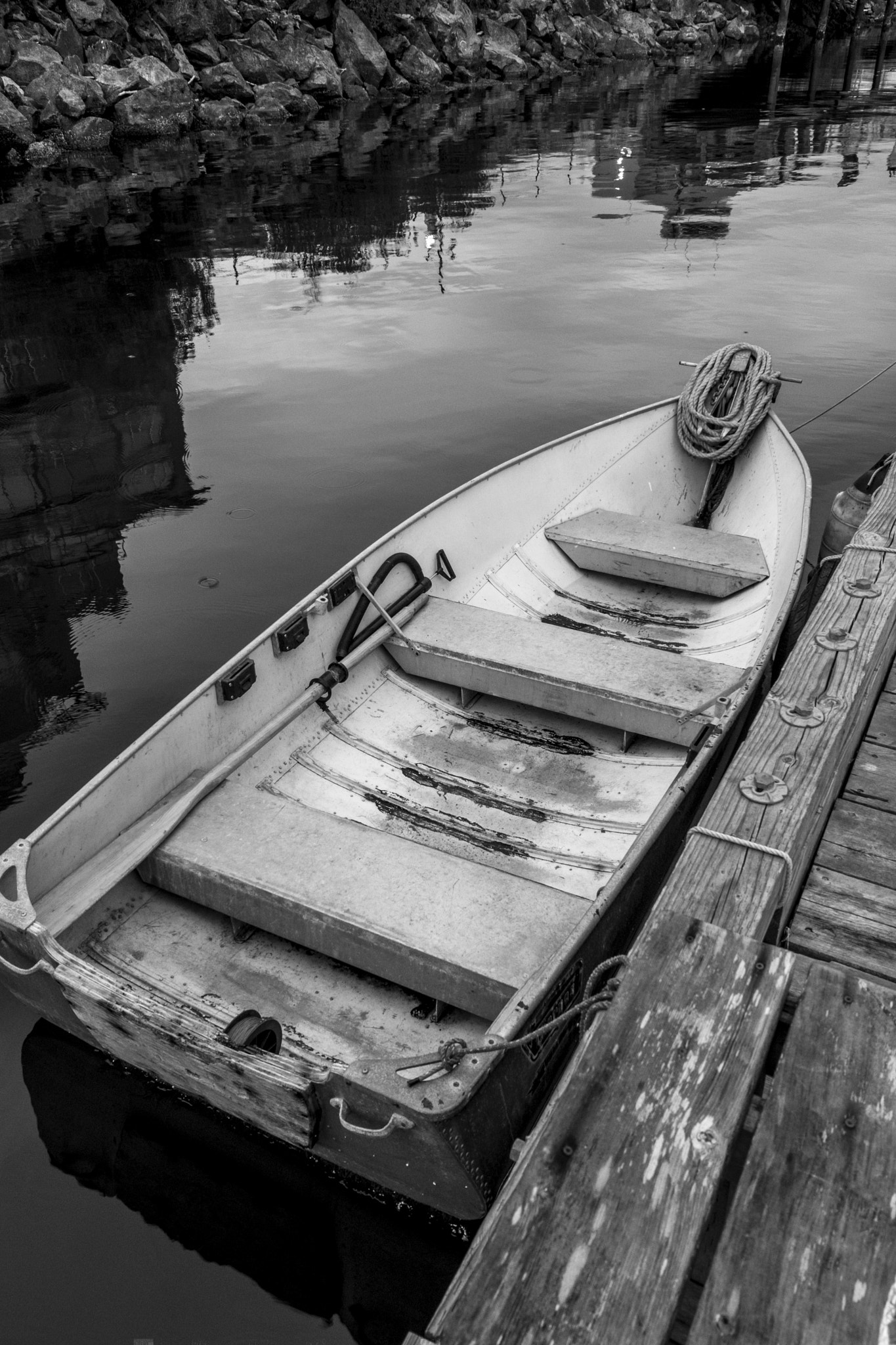 Fujifilm XC 16-50mm F3.5-5.6 OIS sample photo. Small boat photography