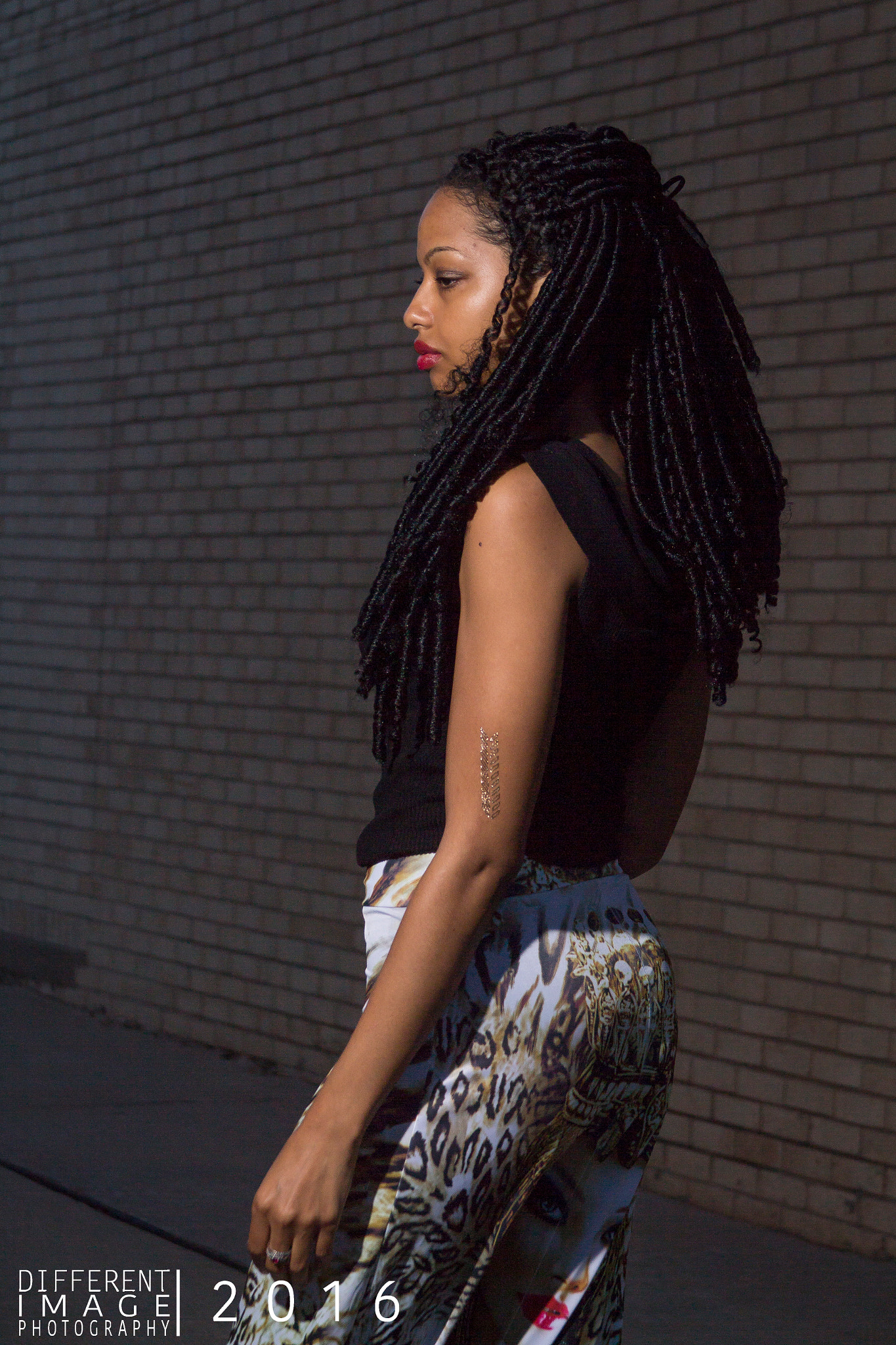 Canon EF 28-135mm F3.5-5.6 IS USM sample photo. I call it afro queen. lol photography