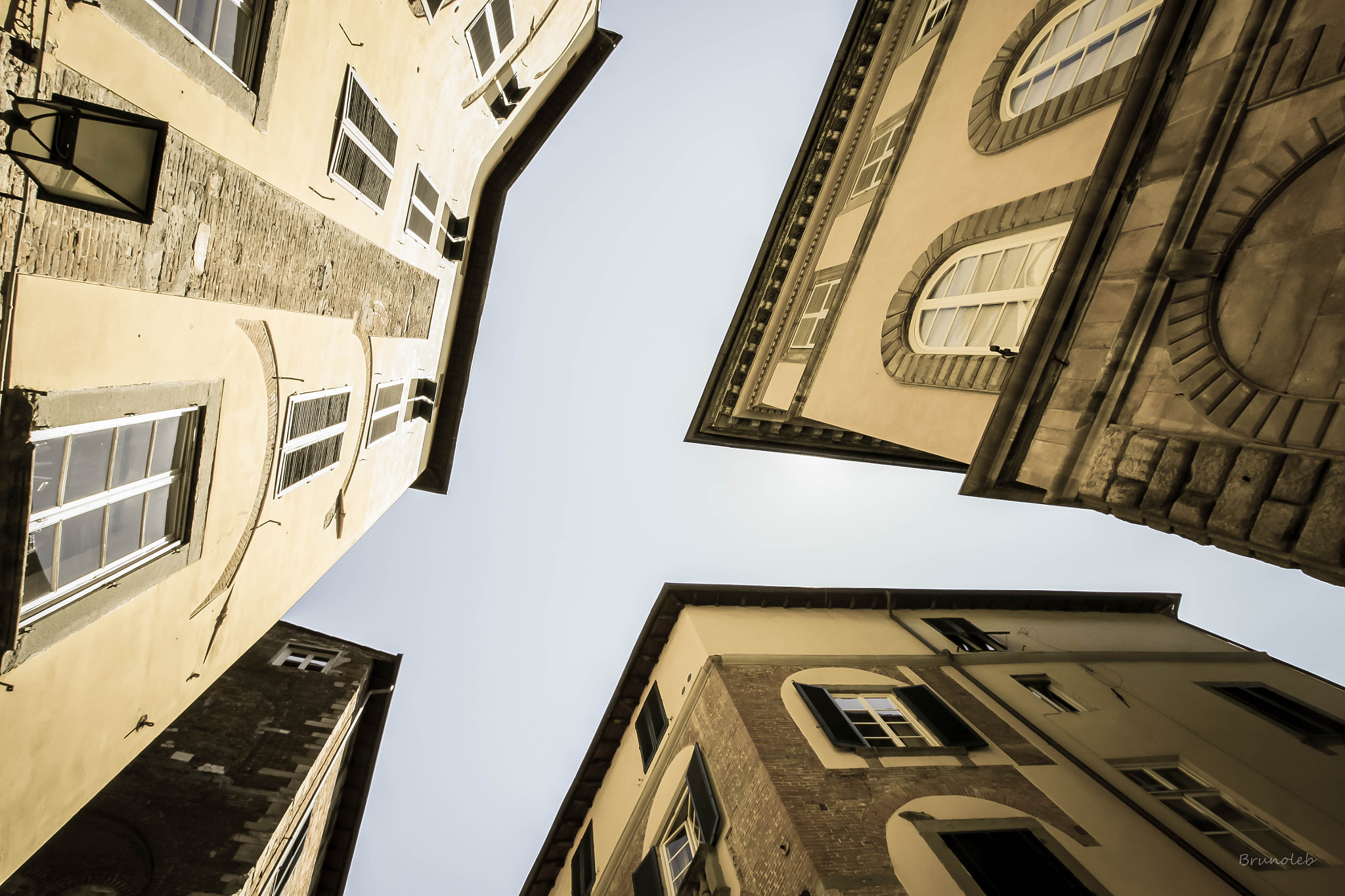 Canon EF-S 10-22mm F3.5-4.5 USM sample photo. Lucca - toscana photography