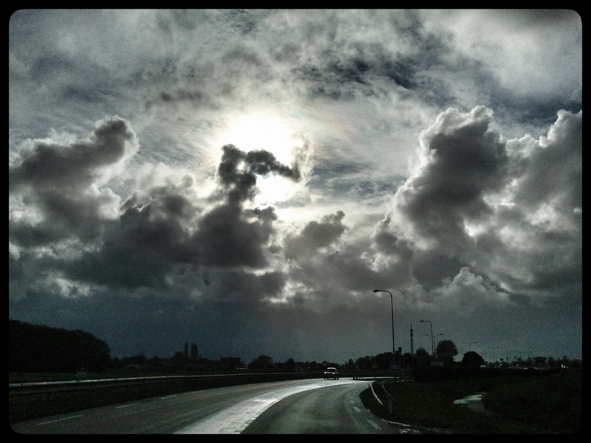 Samsung Galaxy S sample photo. On the road photography