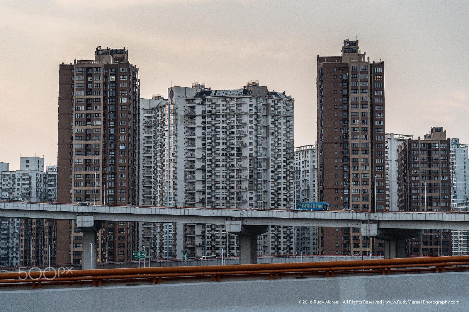 Nikon AF-S Nikkor 24-70mm F2.8E ED VR sample photo. Urban composition photography