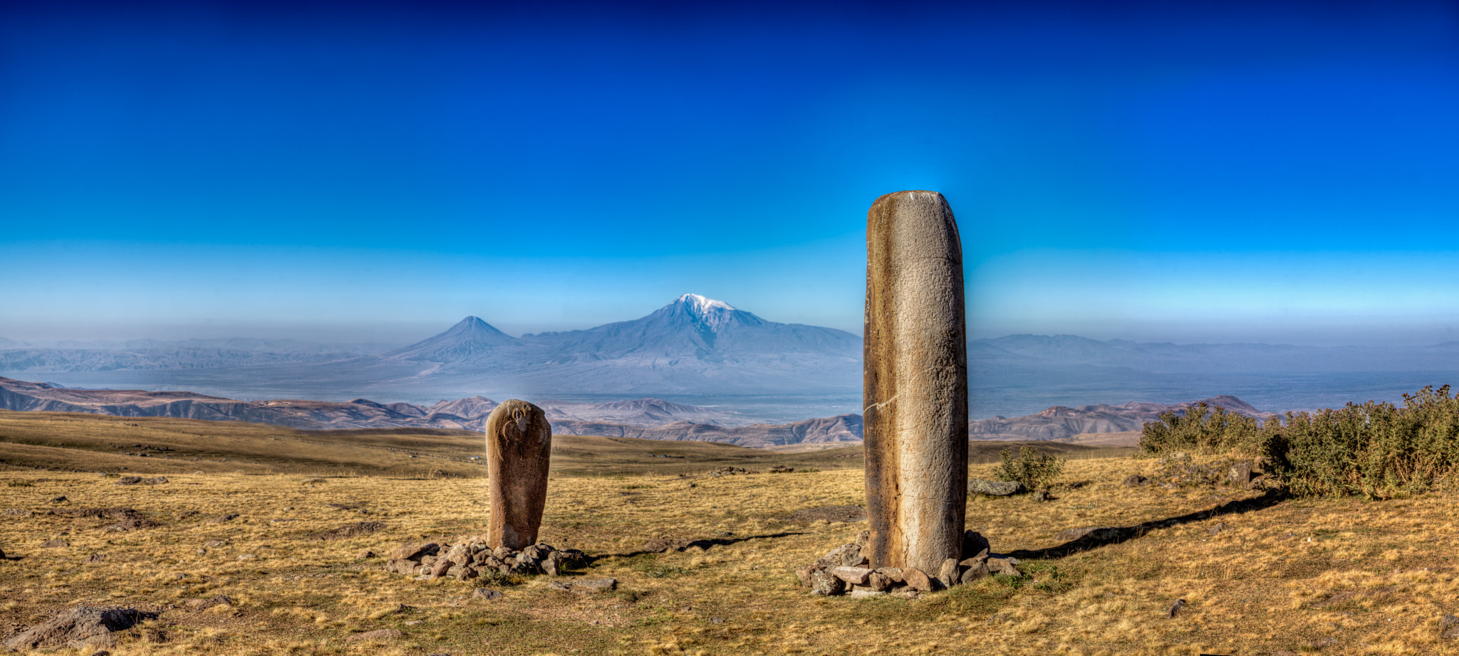 Canon EF 28-300mm F3.5-5.6L IS USM sample photo. Guardians and the mountain photography