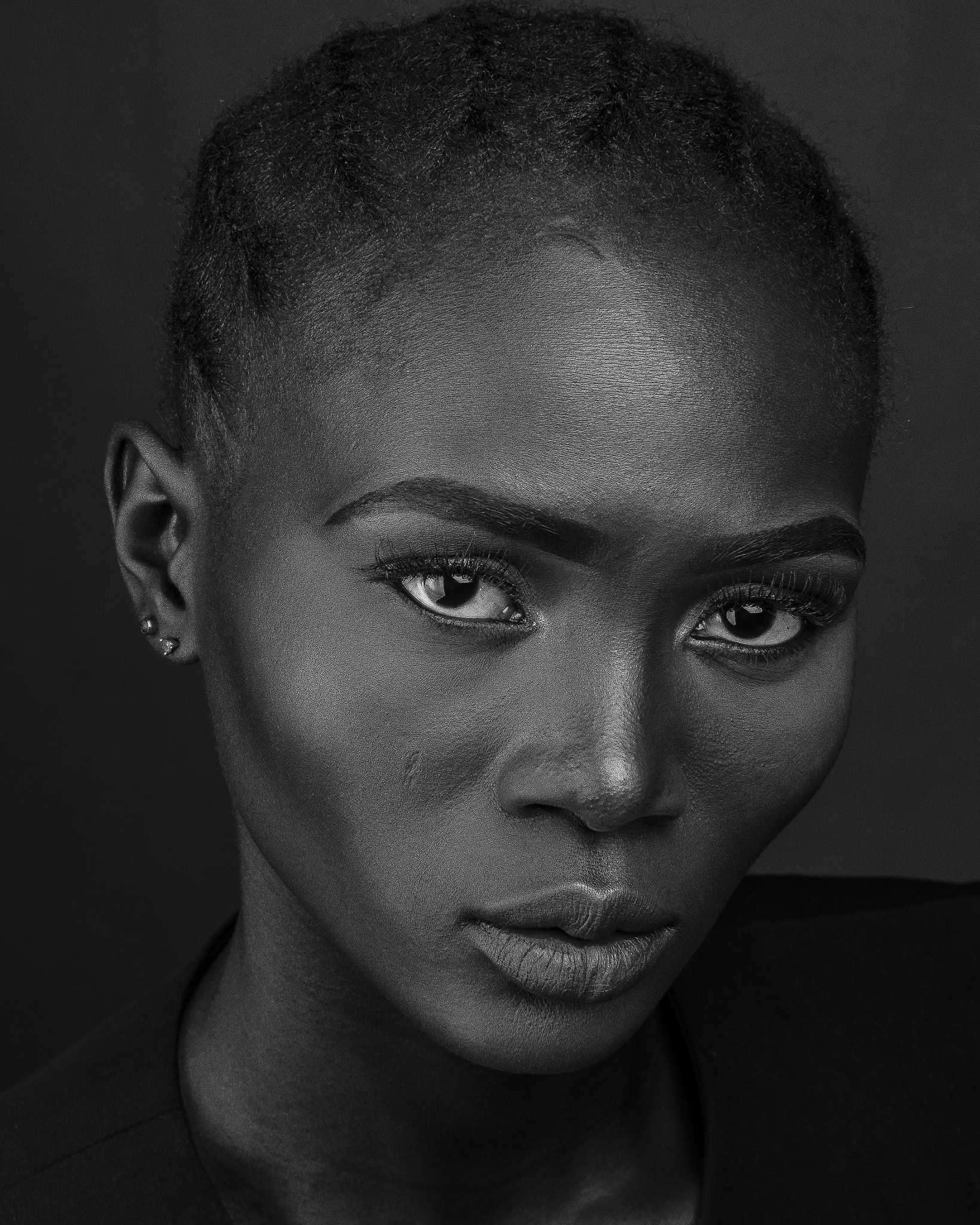 Nikon AF-S Nikkor 24-70mm F2.8E ED VR sample photo. Portrait x oyinda photography