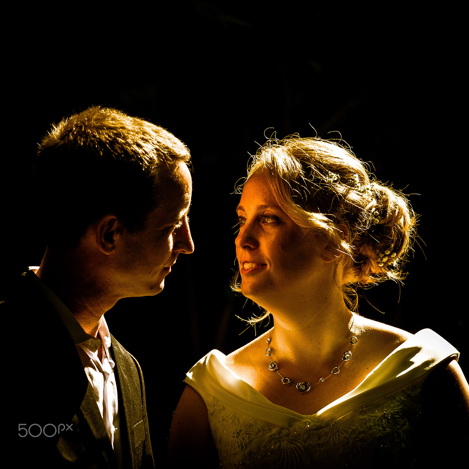 Nikon AF-S Nikkor 70-200mm F4G ED VR sample photo. In love photography