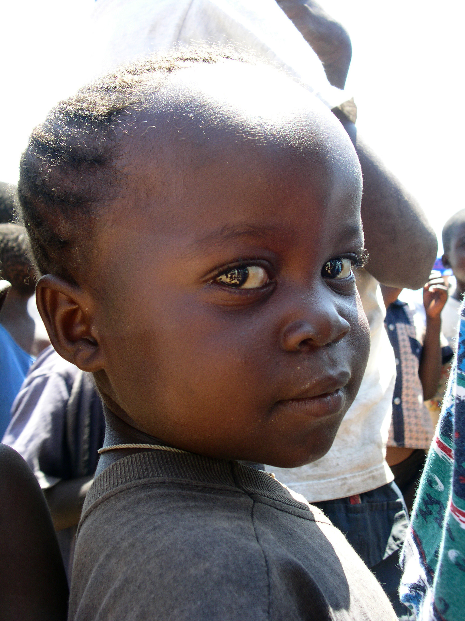 KONICA MINOLTA DiMAGE F300 sample photo. Kenyan girl photography