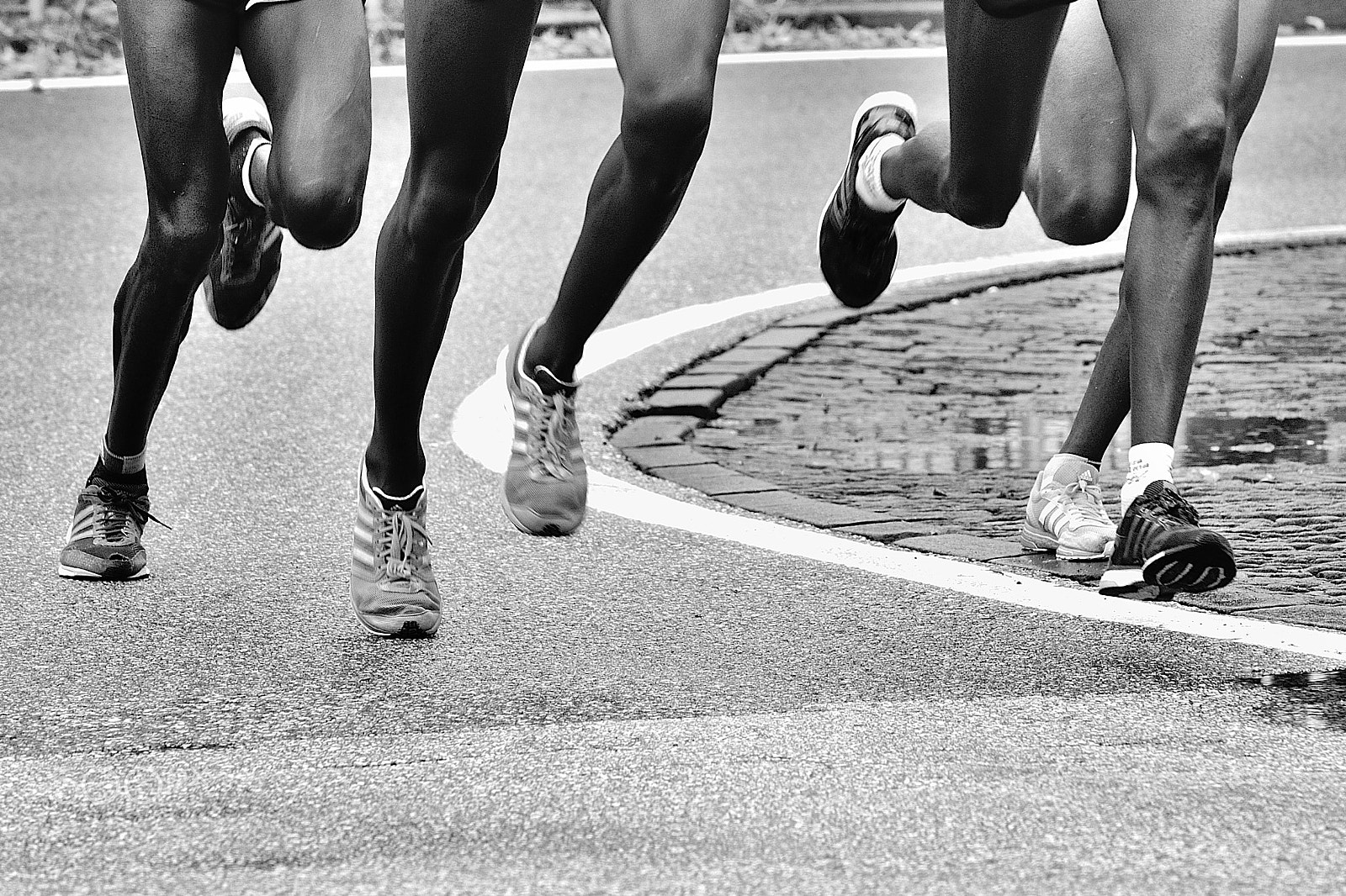 Nikon AF-S Nikkor 70-200mm F4G ED VR sample photo. Halfmarathon -   trento photography