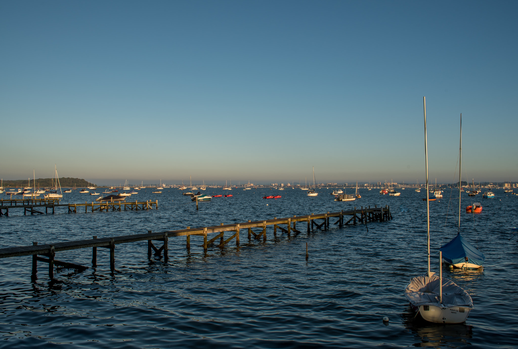 AF Zoom-Nikkor 28-85mm f/3.5-4.5 sample photo. Poole quay photography