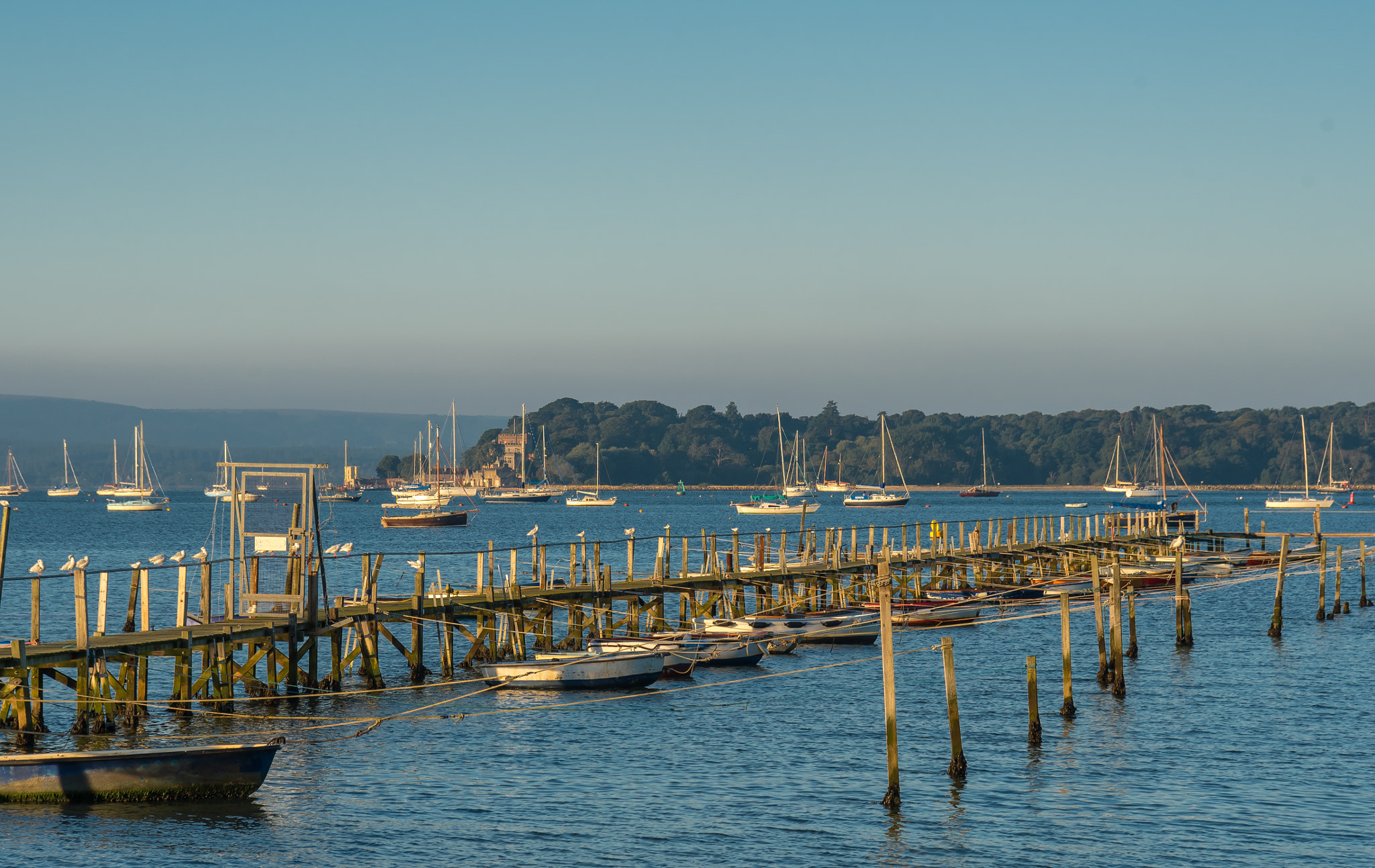 AF Zoom-Nikkor 28-85mm f/3.5-4.5 sample photo. Poole quay photography