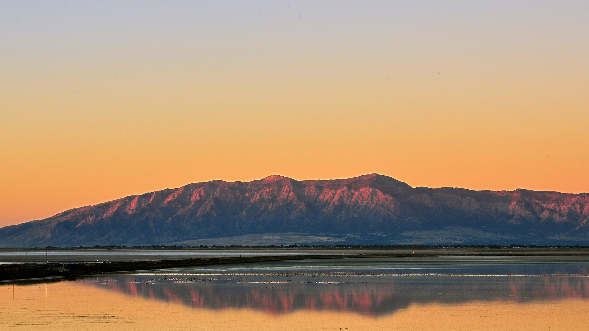 Nikon AF-S Nikkor 24-120mm F4G ED VR sample photo. Sunset on the antelope island in the salt lake photography