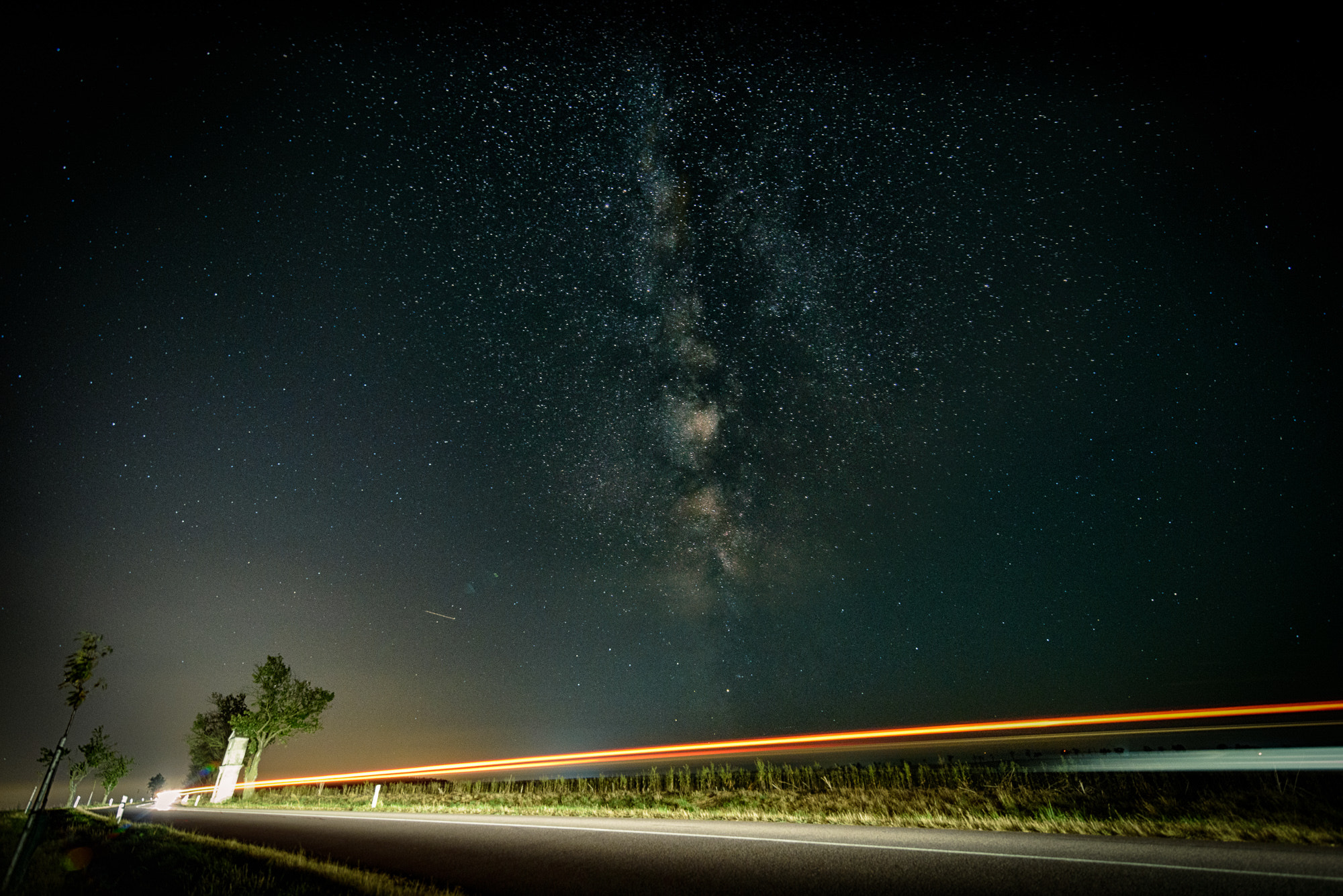 Tokina AT-X 16-28mm F2.8 Pro FX sample photo. Deep photography
