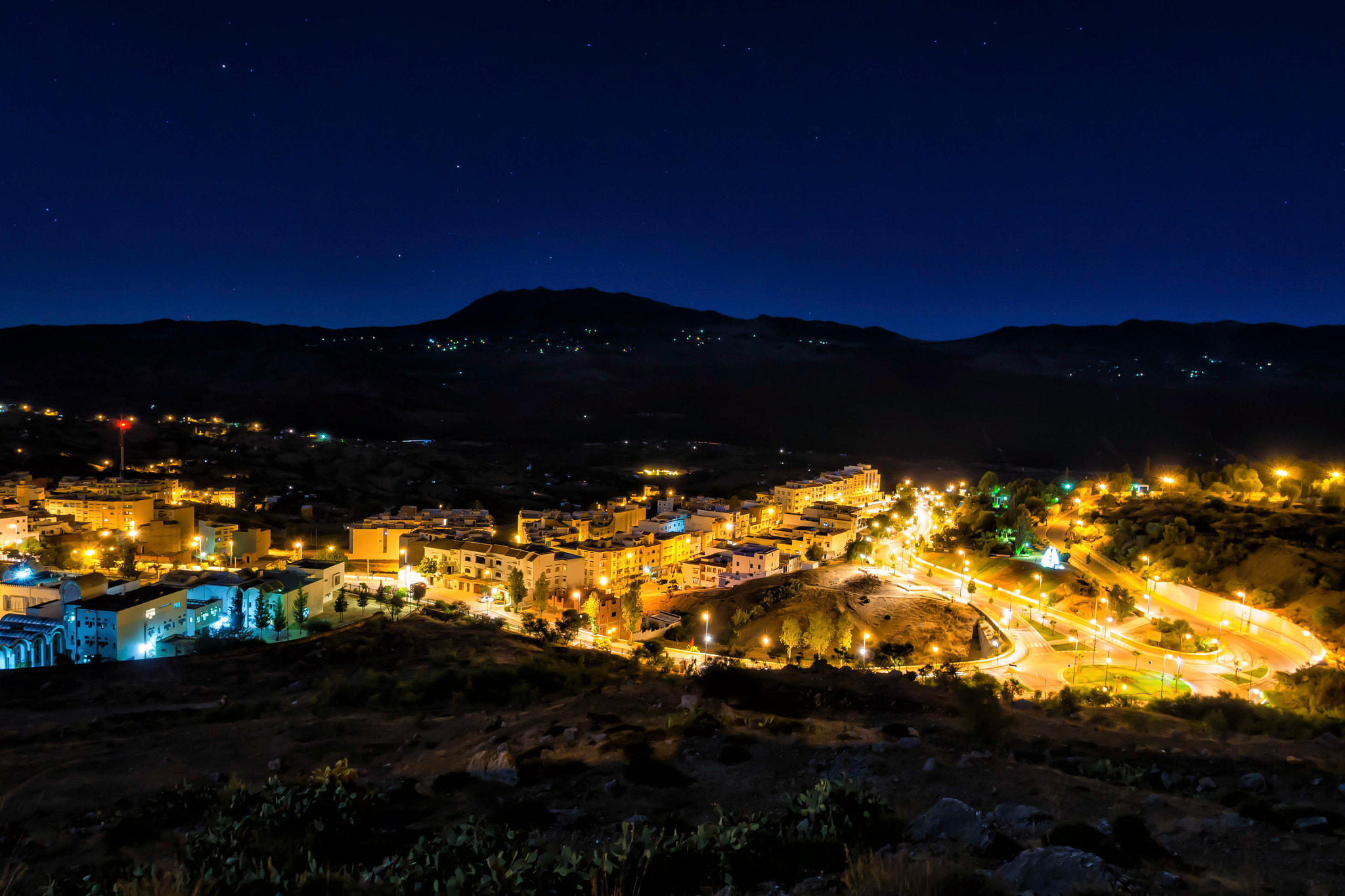 Olympus OM-D E-M5 sample photo. Blue city, blue hour photography