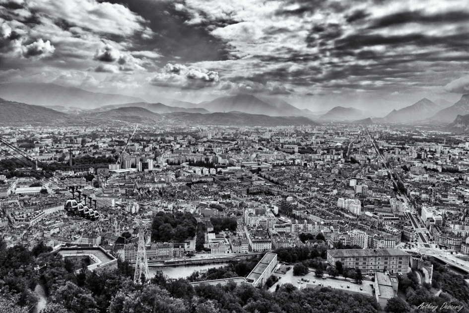 Sigma 17-70mm F2.8-4 DC Macro OS HSM sample photo. Grenoble photography
