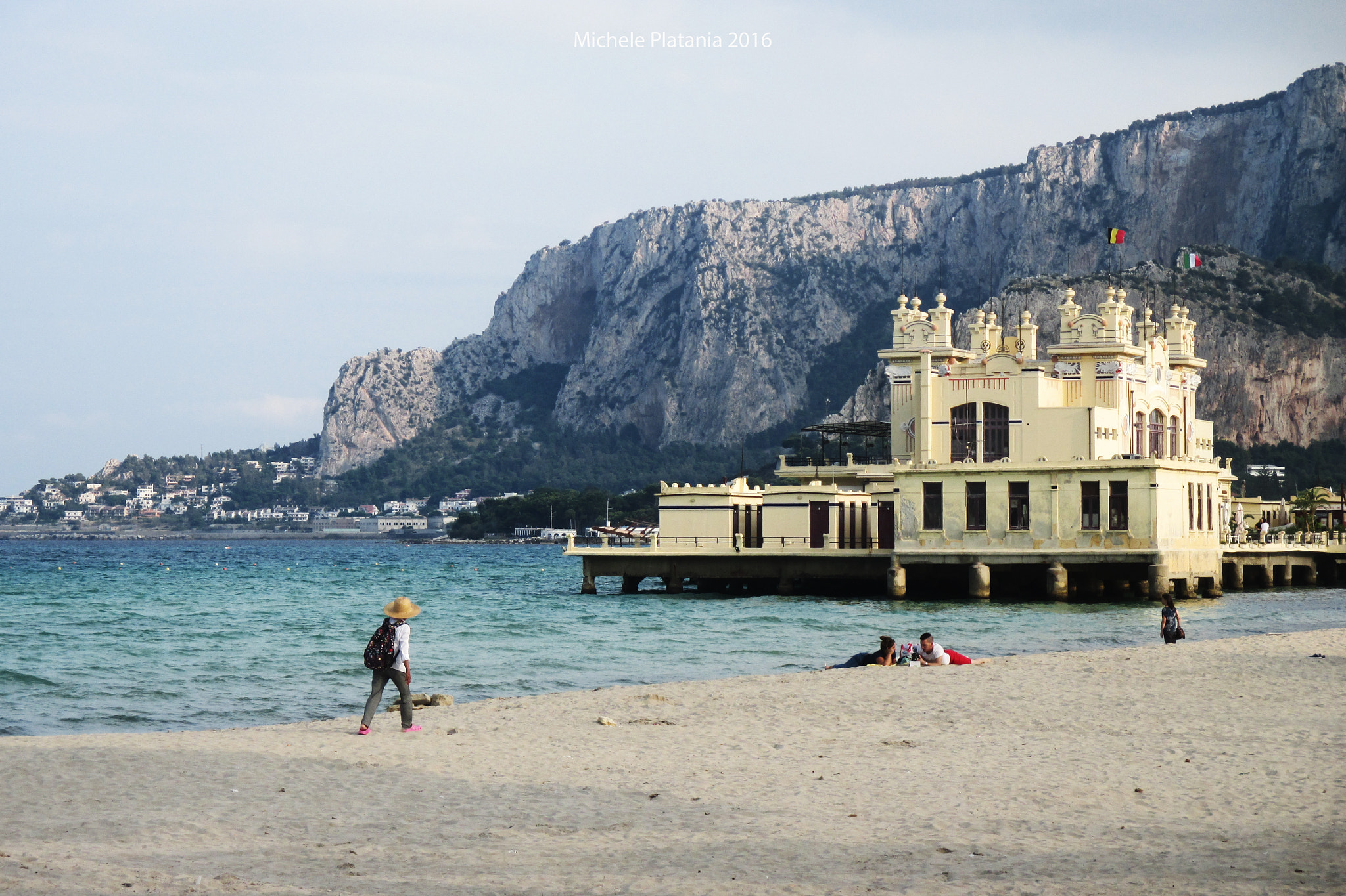 Canon PowerShot ELPH 115 IS (IXUS 132 / IXY 90F) sample photo. Mondello photography