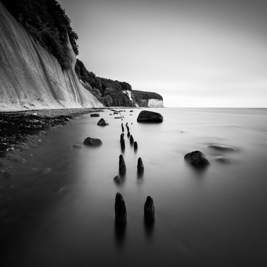 Canon EOS 5DS R + Canon EF 16-35mm F4L IS USM sample photo. Cliffs photography
