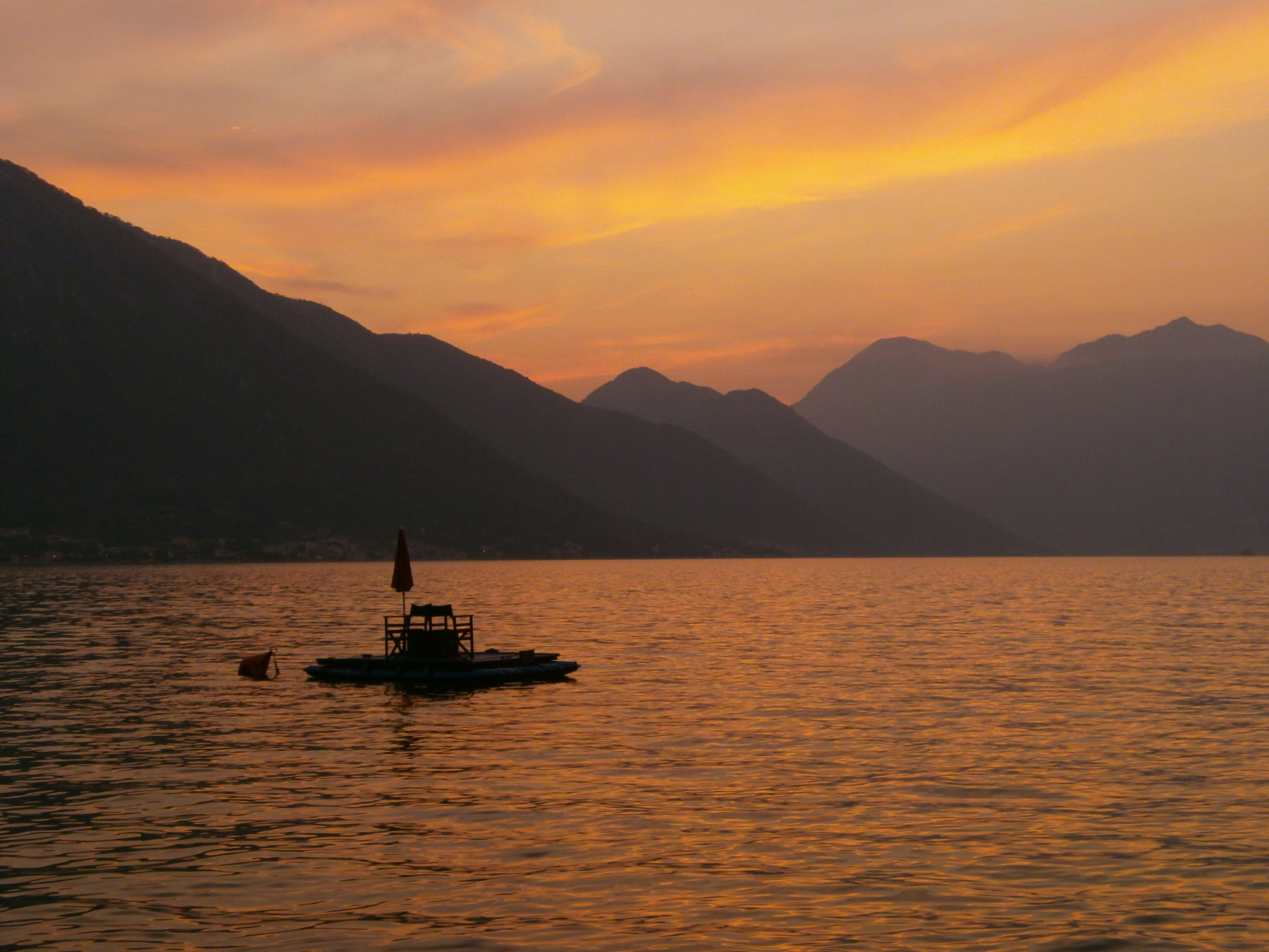 Olympus VG110,D700 sample photo. After the fog, came the sun set  photography