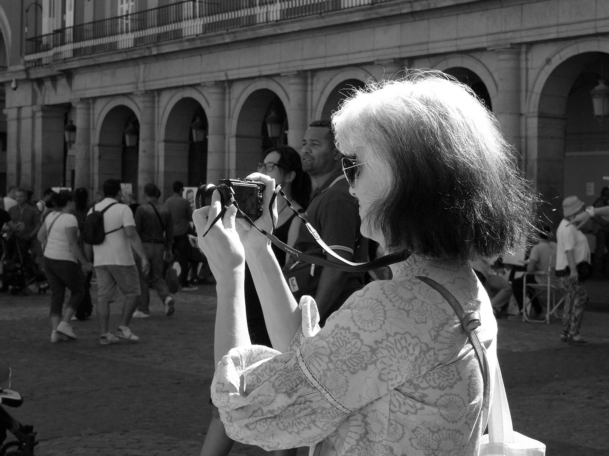 Leica DIGILUX 2 sample photo. Bw photography