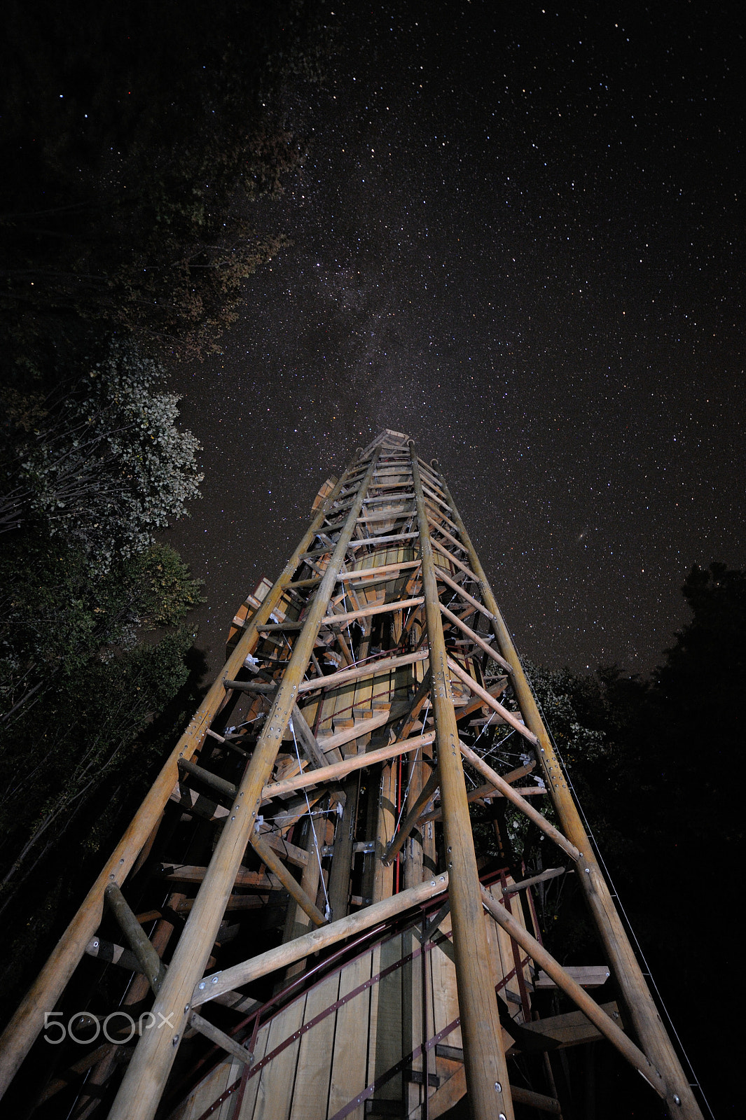 Samyang 14mm F2.8 ED AS IF UMC sample photo. Tower to the sky photography