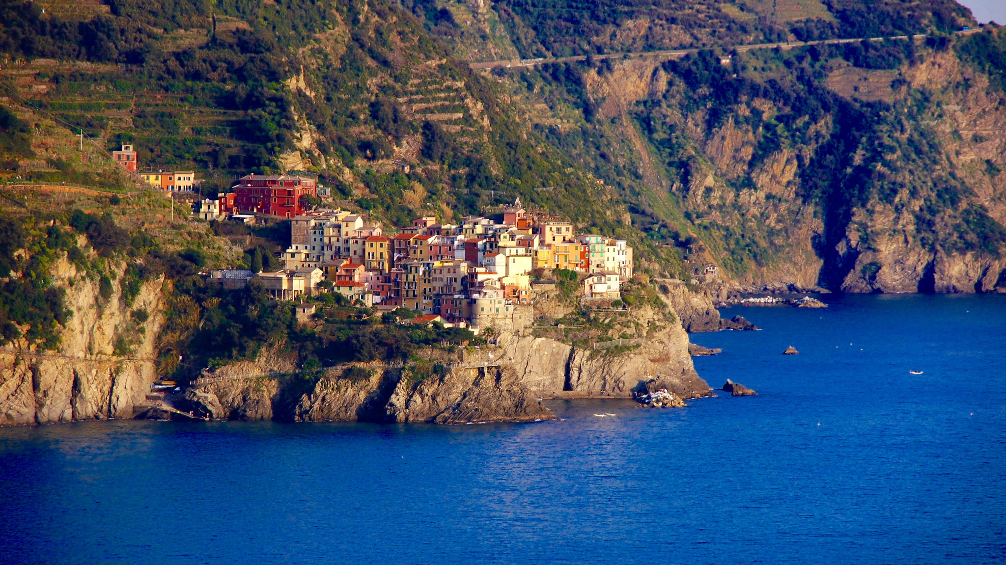 Sony SLT-A55 (SLT-A55V) sample photo. Cinque terre photography