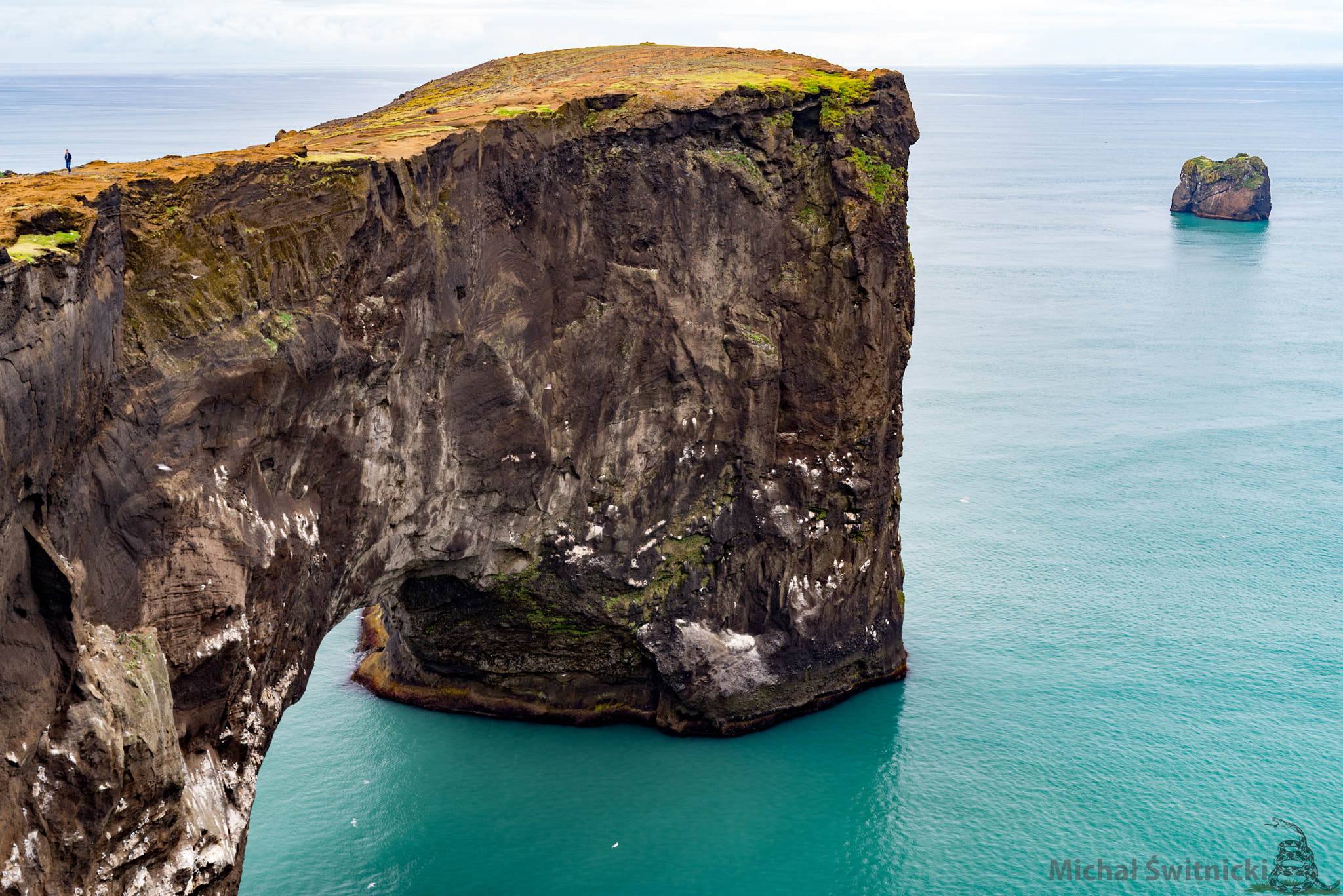 Pentax K-1 sample photo. Walking the dyrhólaey arch photography