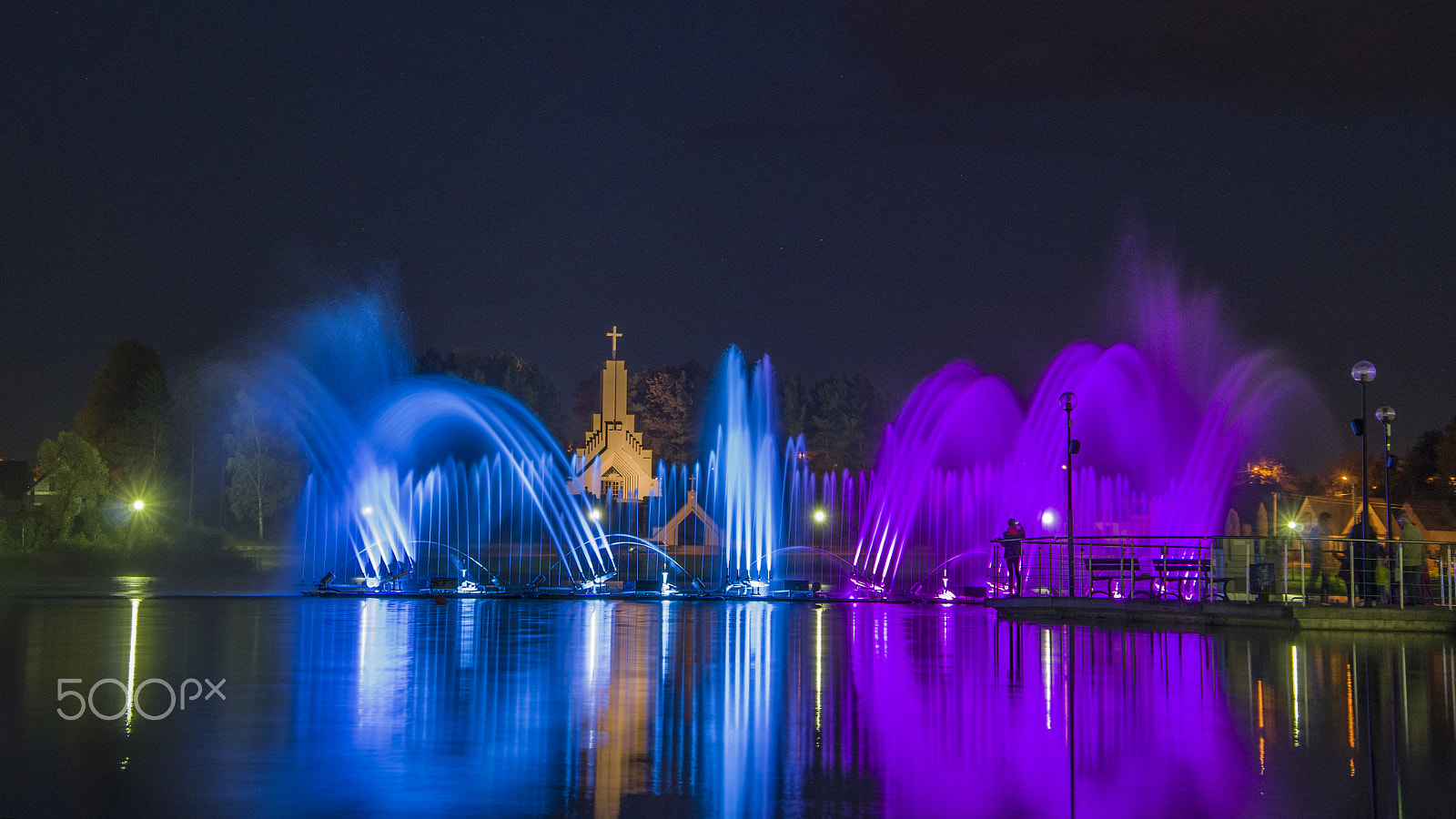 Pentax K-5 II sample photo. Fountain photography