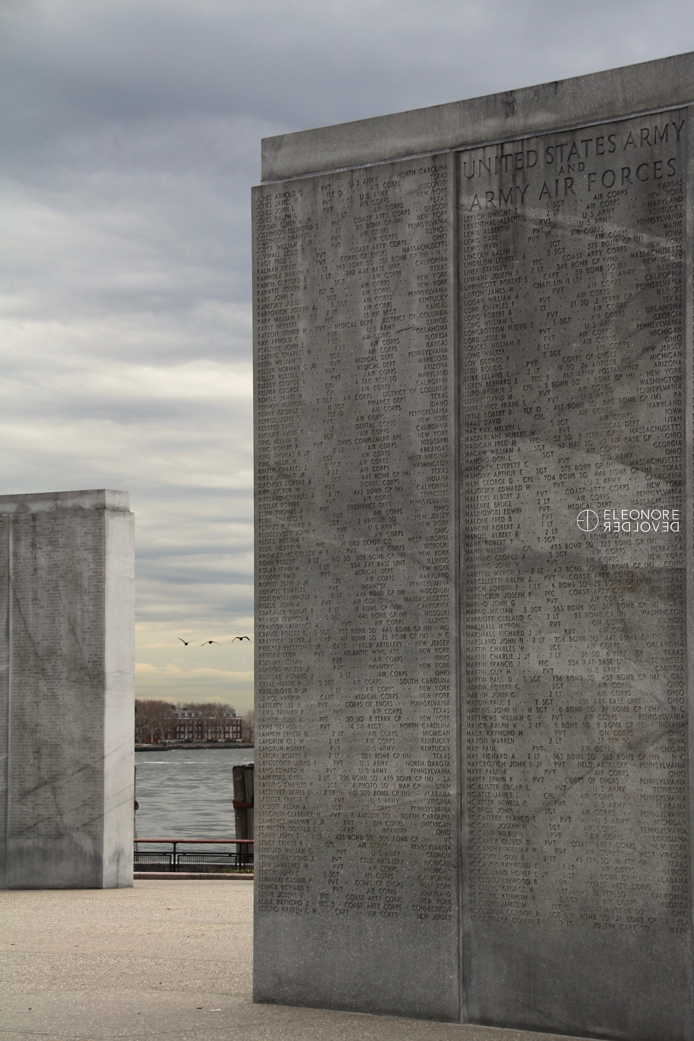 Sigma 18-250mm F3.5-6.3 DC OS HSM sample photo. Monument of silence photography