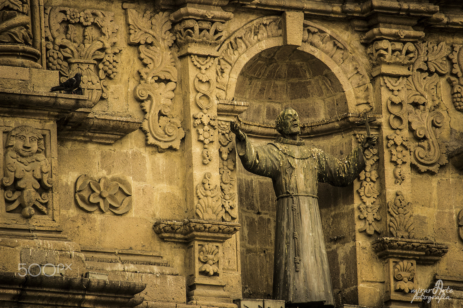 Canon EF-S 55-250mm F4-5.6 IS STM sample photo. Iglesia de san francisco photography