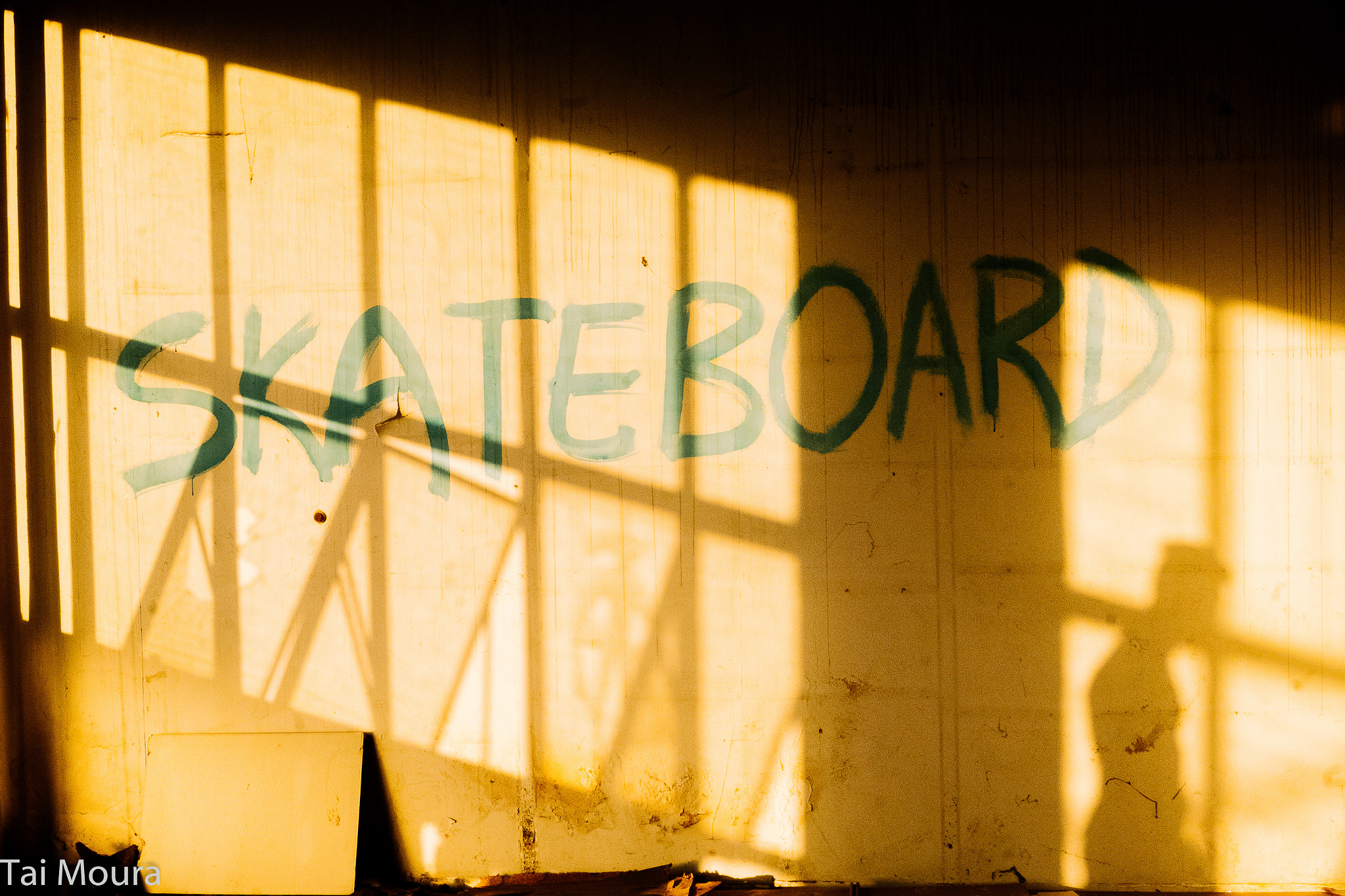 Samsung NX1000 + Samsung NX 20-50mm F3.5-5.6 ED sample photo. Skateboard wall photography