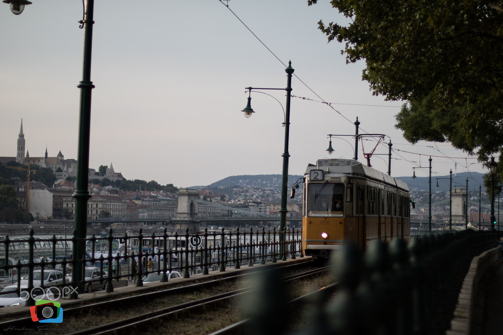 Canon EOS 750D (EOS Rebel T6i / EOS Kiss X8i) + Canon EF 50mm F1.4 USM sample photo. Pict photography
