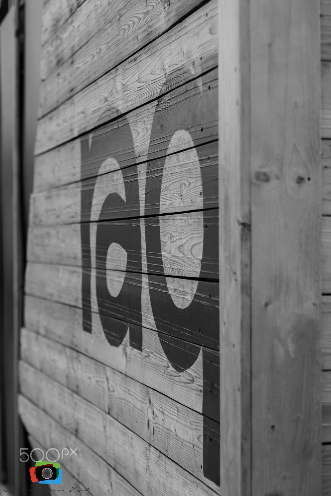 Canon EOS 750D (EOS Rebel T6i / EOS Kiss X8i) + Canon EF 50mm F1.4 USM sample photo. Pict photography