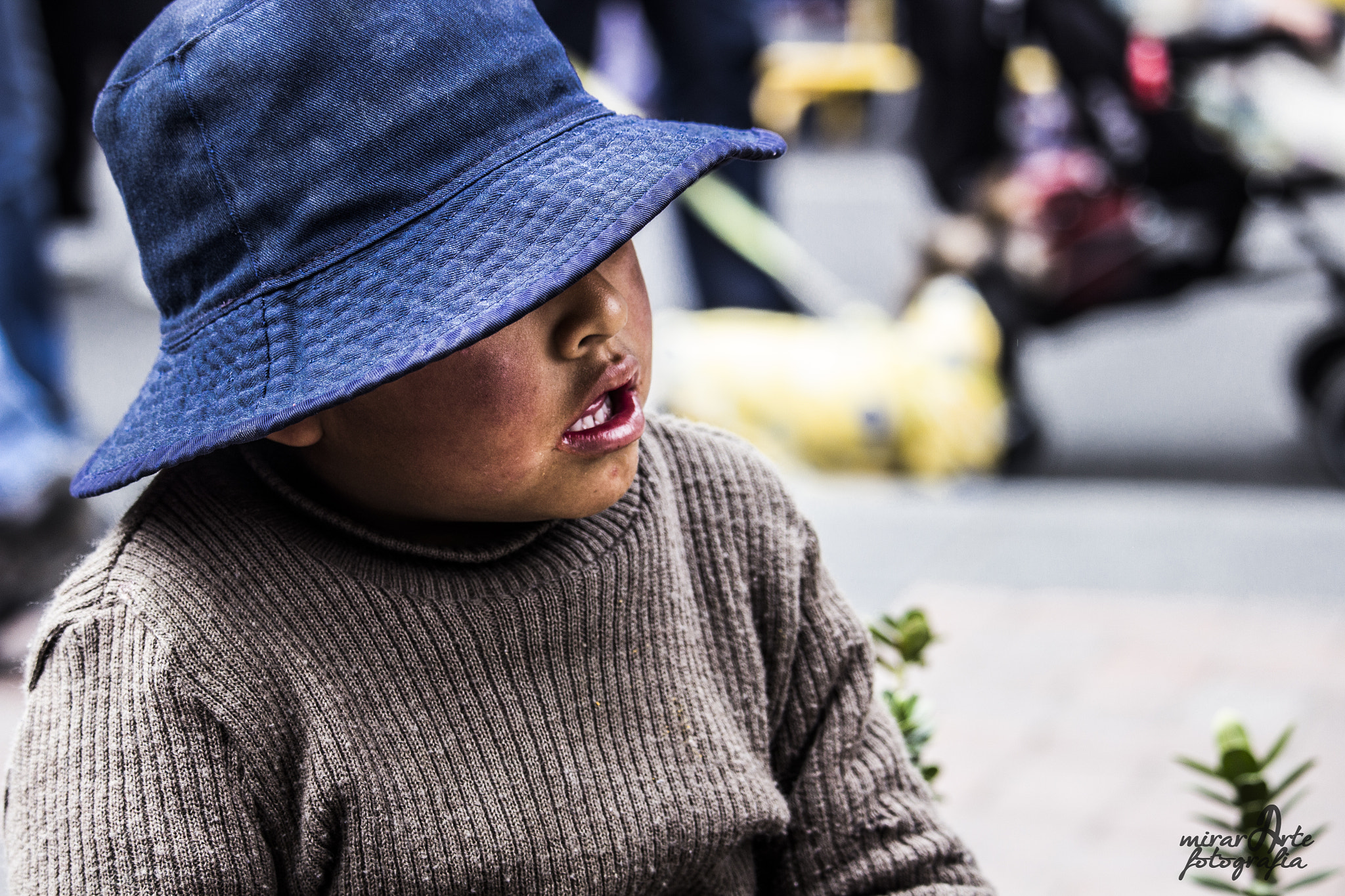 Canon EF-S 55-250mm F4-5.6 IS STM sample photo. Bolivian people photography