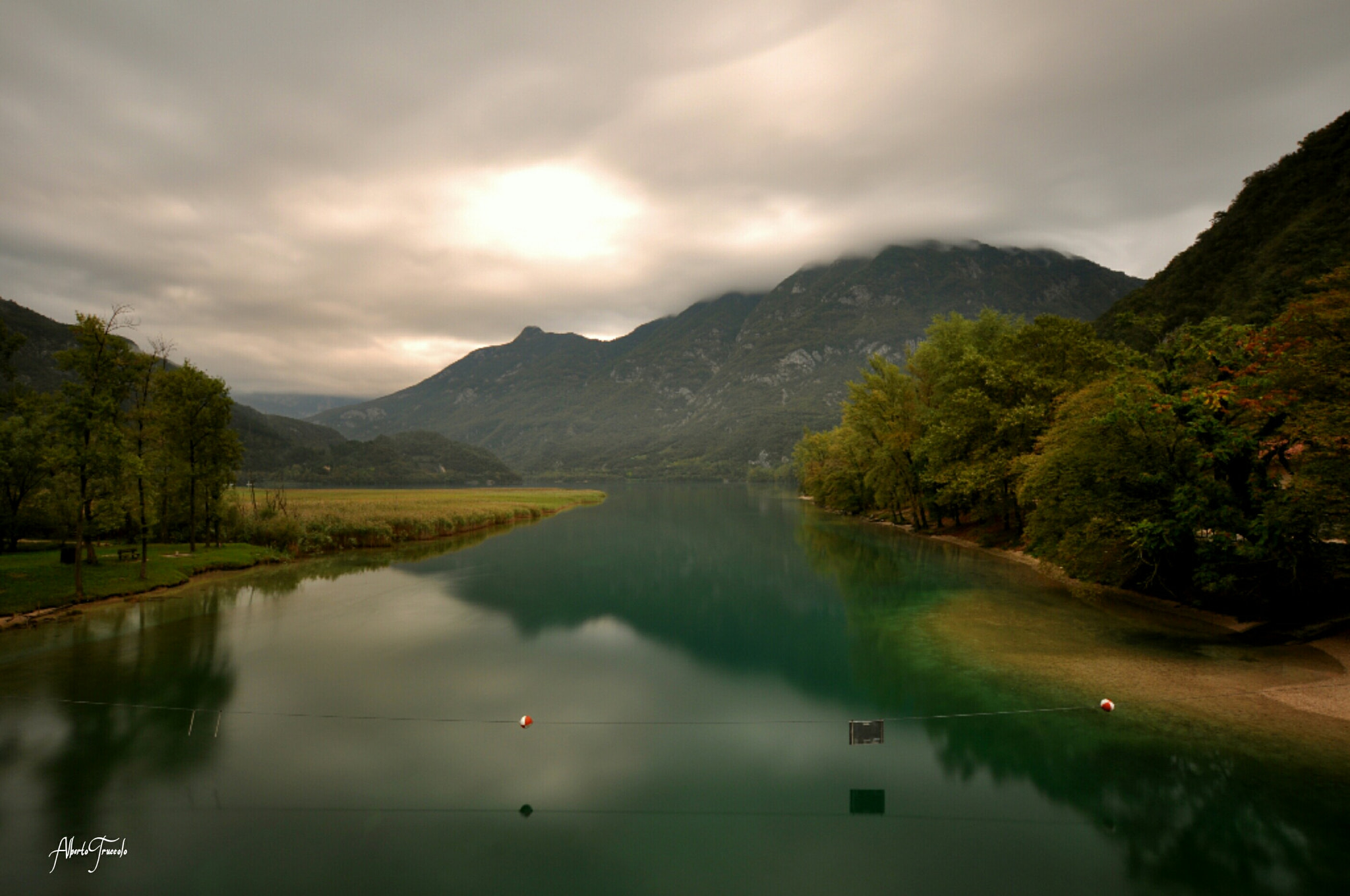 Nikon D90 + Sigma 10-20mm F3.5 EX DC HSM sample photo. Autunno  photography