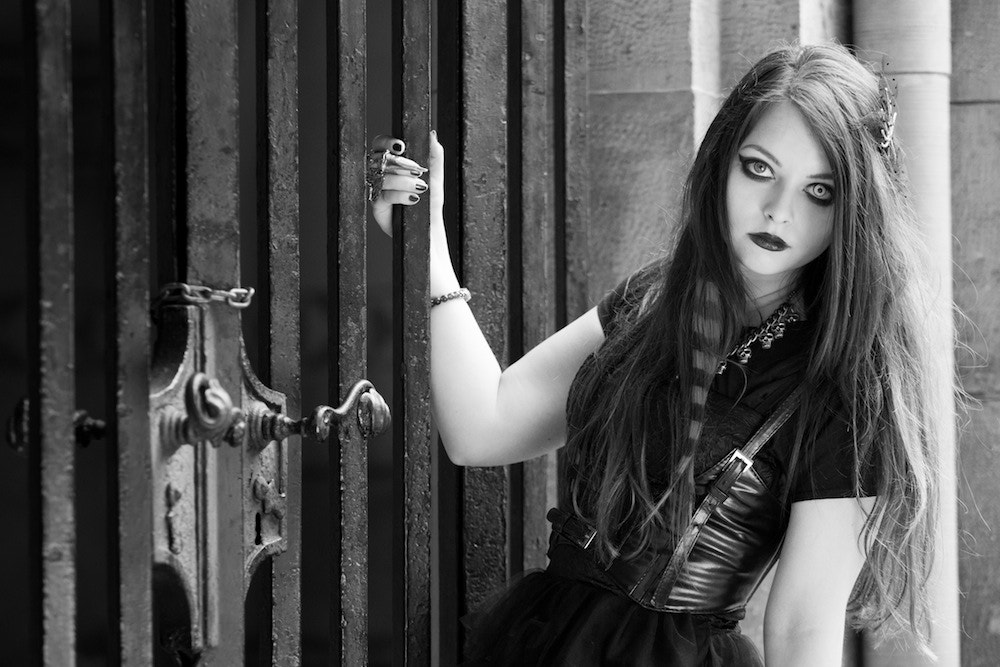 Canon EOS-1D Mark IV sample photo. Katica goth (of ) copy photography