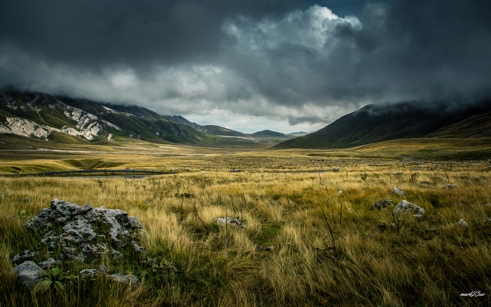 Sigma 17-70mm F2.8-4 DC Macro OS HSM | C sample photo. Campo imperatore photography