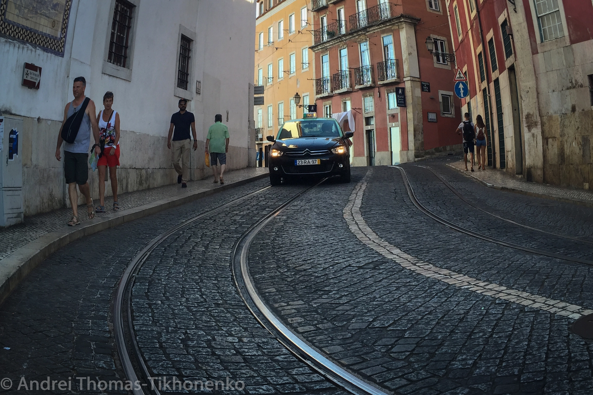 Apple iPhone7,1 sample photo. Old lisbon photography