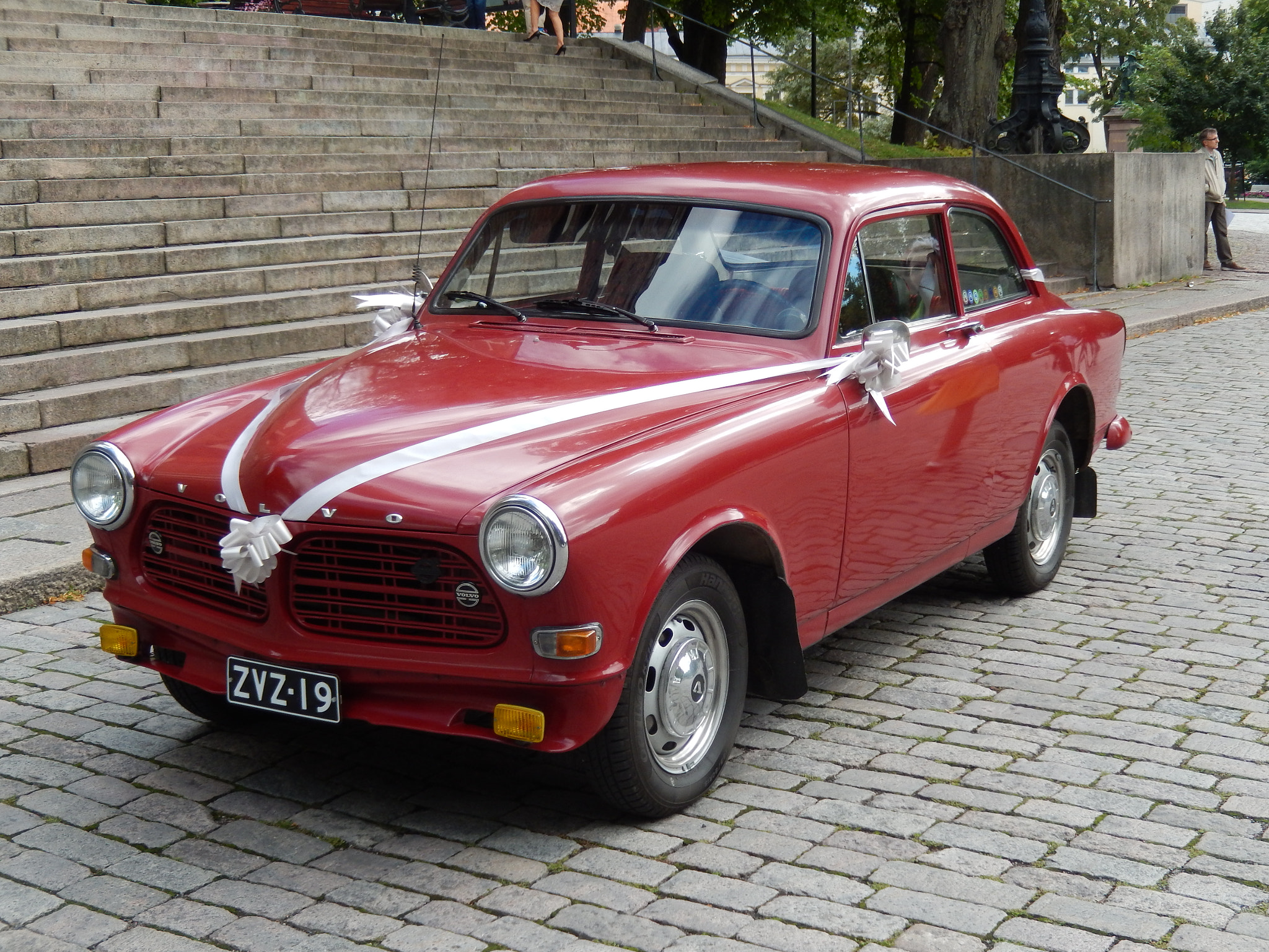 Nikon Coolpix S9500 sample photo. Red volvo photography