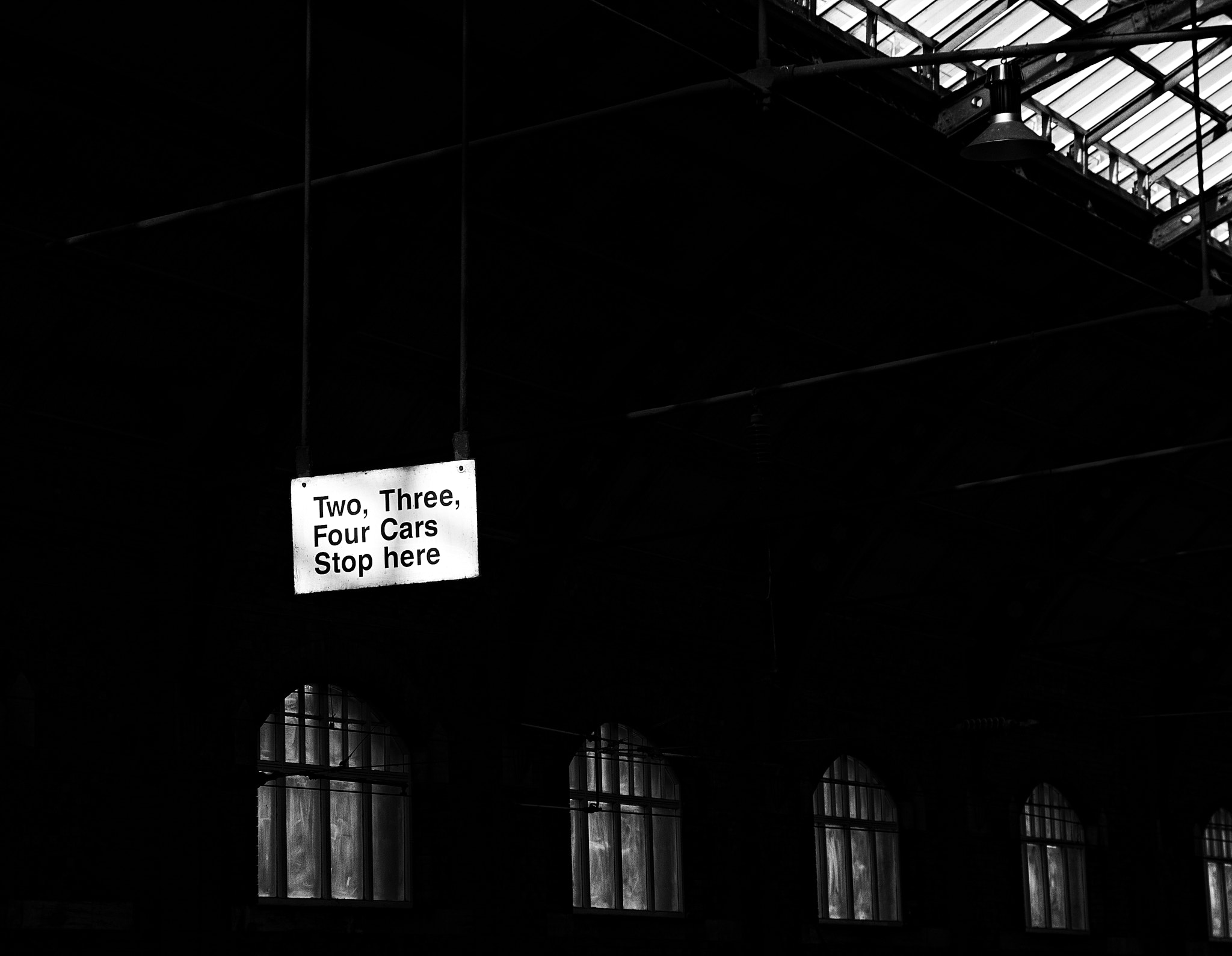 Canon EOS 450D (EOS Rebel XSi / EOS Kiss X2) sample photo. Railway station i photography