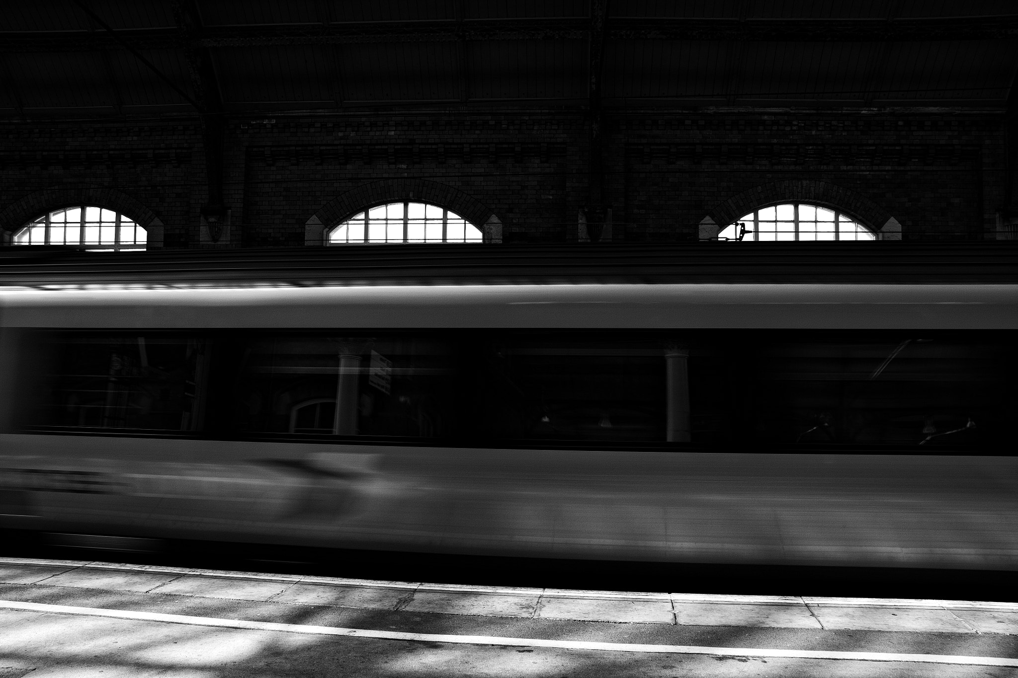 Canon EOS 450D (EOS Rebel XSi / EOS Kiss X2) sample photo. Railway station ii photography