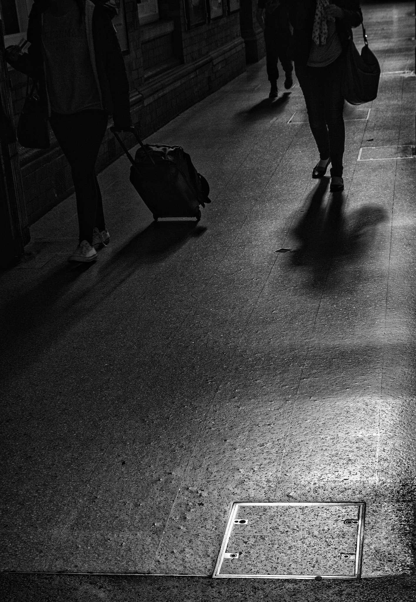 Canon EOS 450D (EOS Rebel XSi / EOS Kiss X2) sample photo. Railway station iii photography