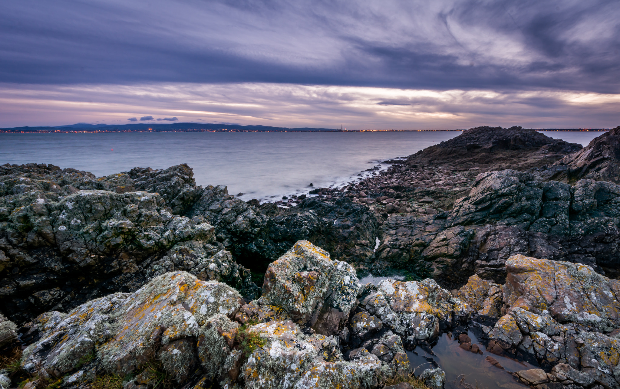 Sigma 8-16mm F4.5-5.6 DC HSM sample photo. Night falls at dublin bay photography
