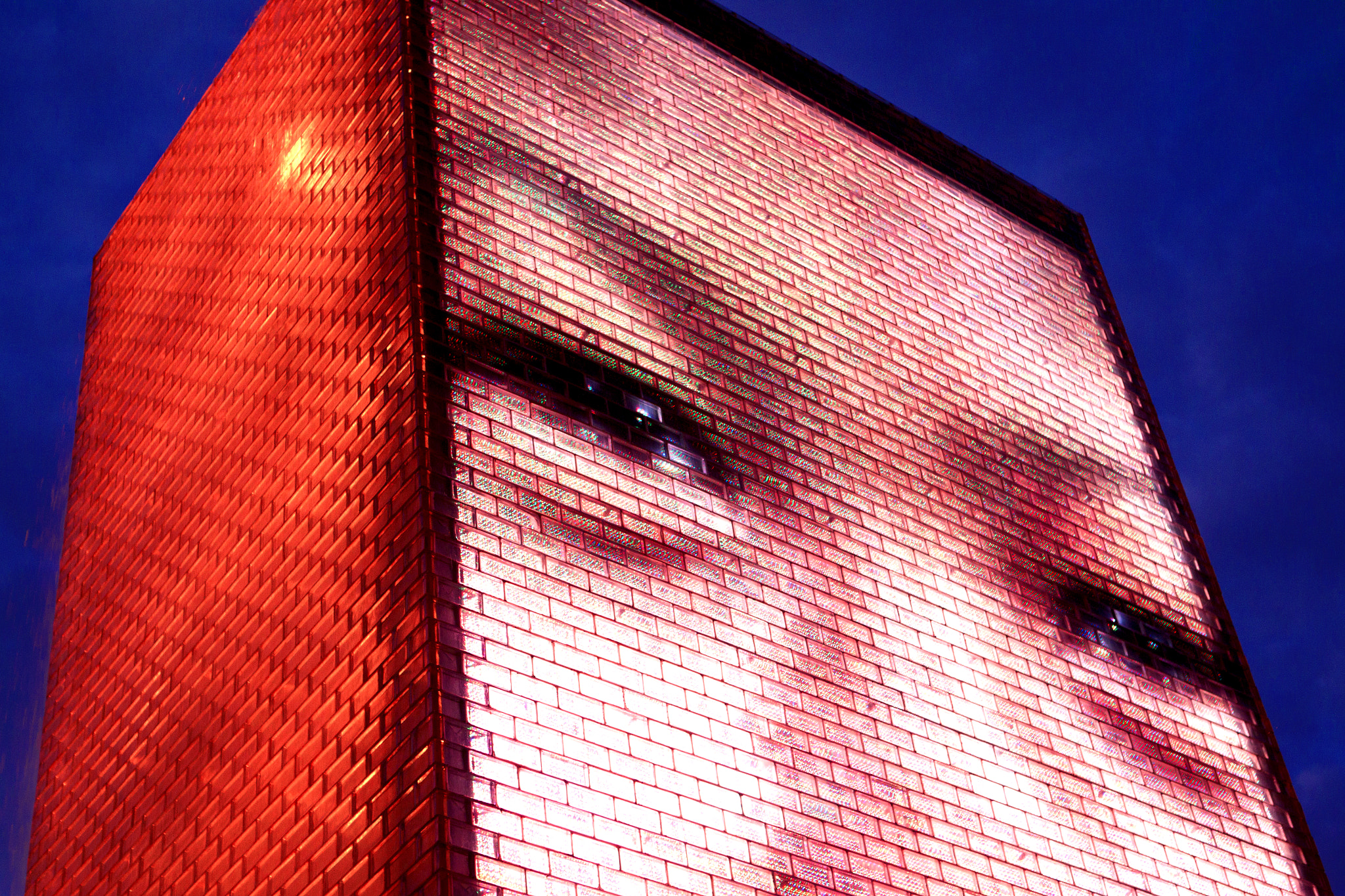 Canon EOS-1D Mark IV sample photo. A face in chicago photography