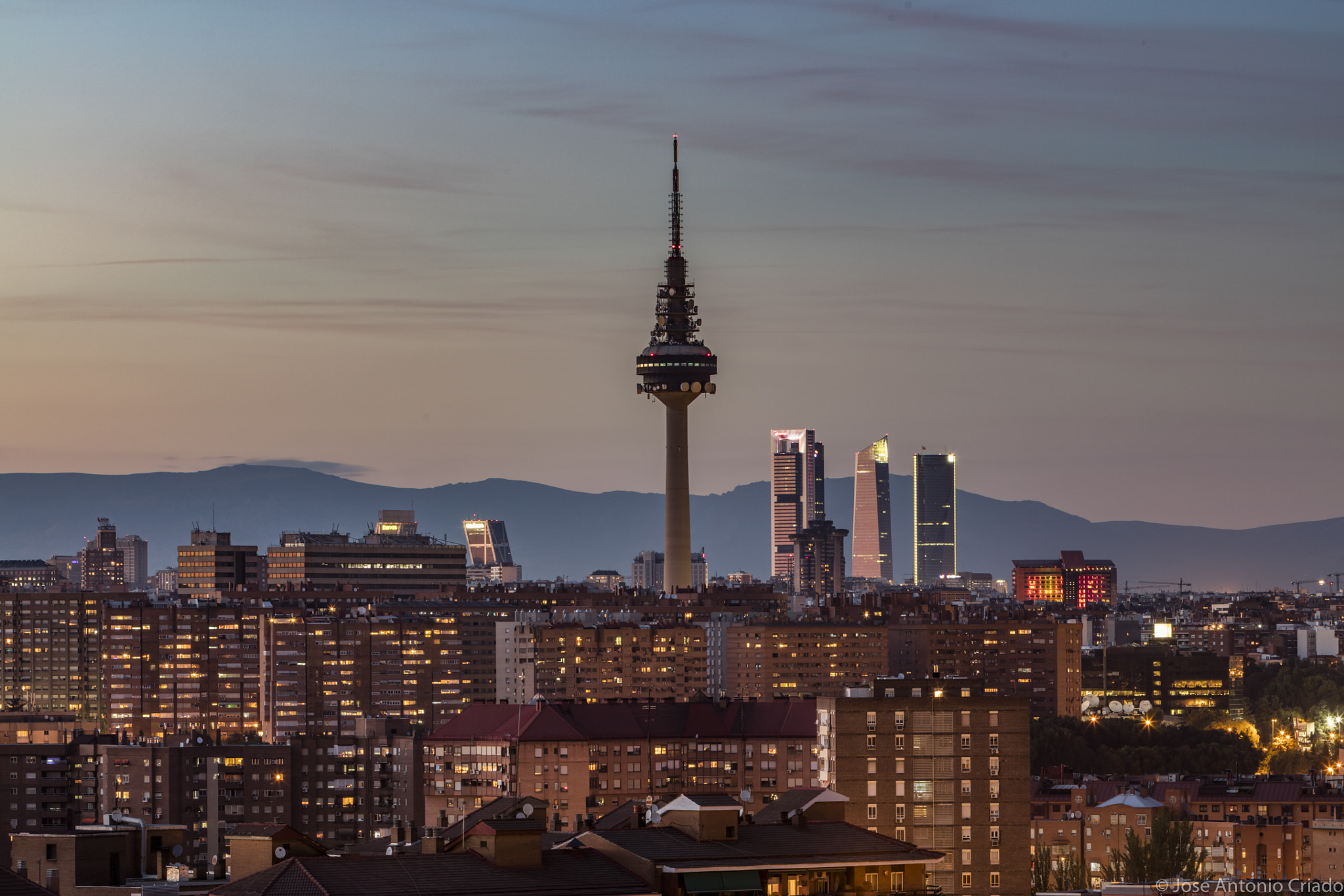 Canon EF 70-200mm F2.8L IS USM sample photo. Madrid desde el cerro del tío pío photography