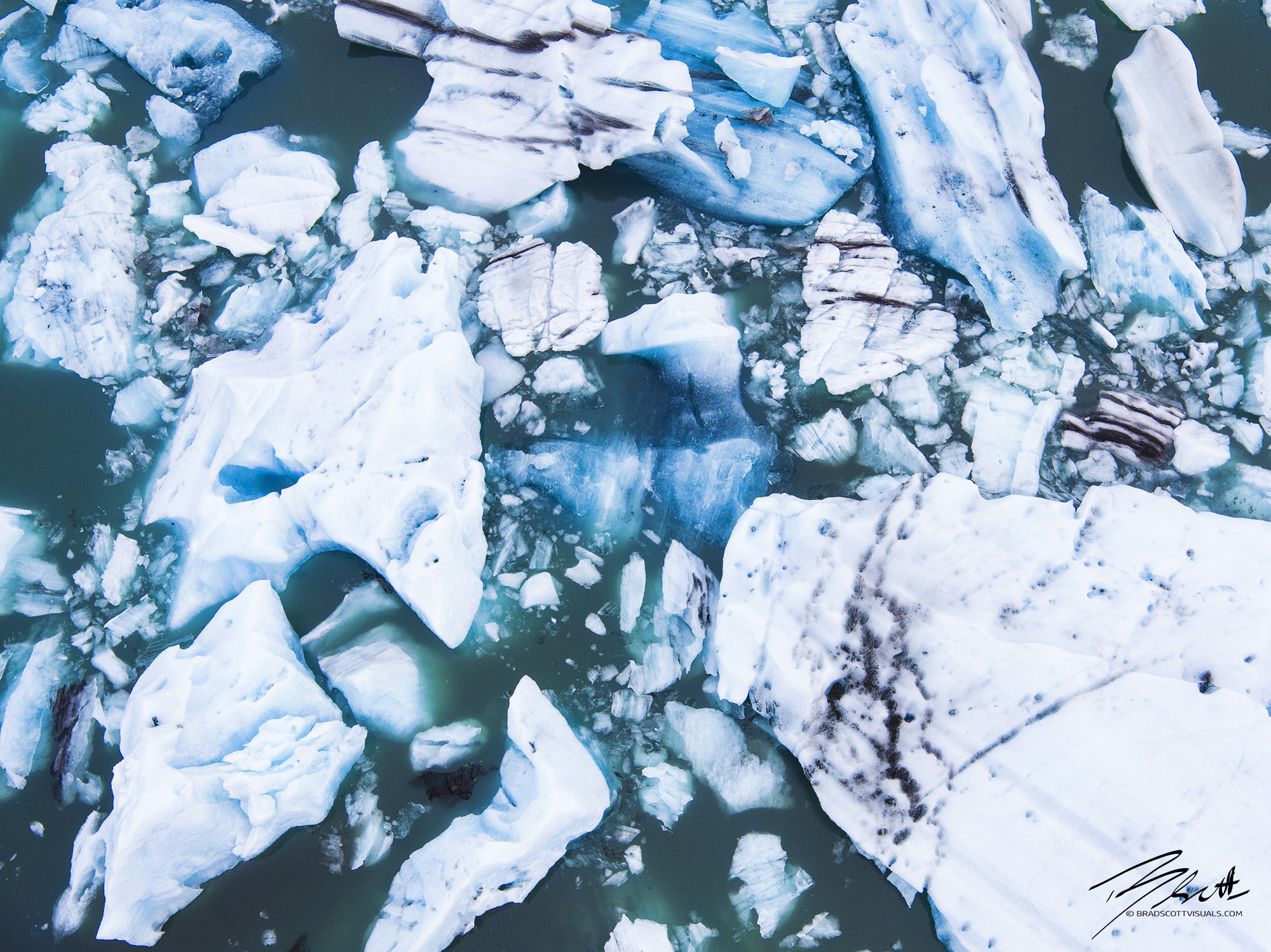 DJI FC550 sample photo. Icebergs in jokulsarlon glacier lagoon photography