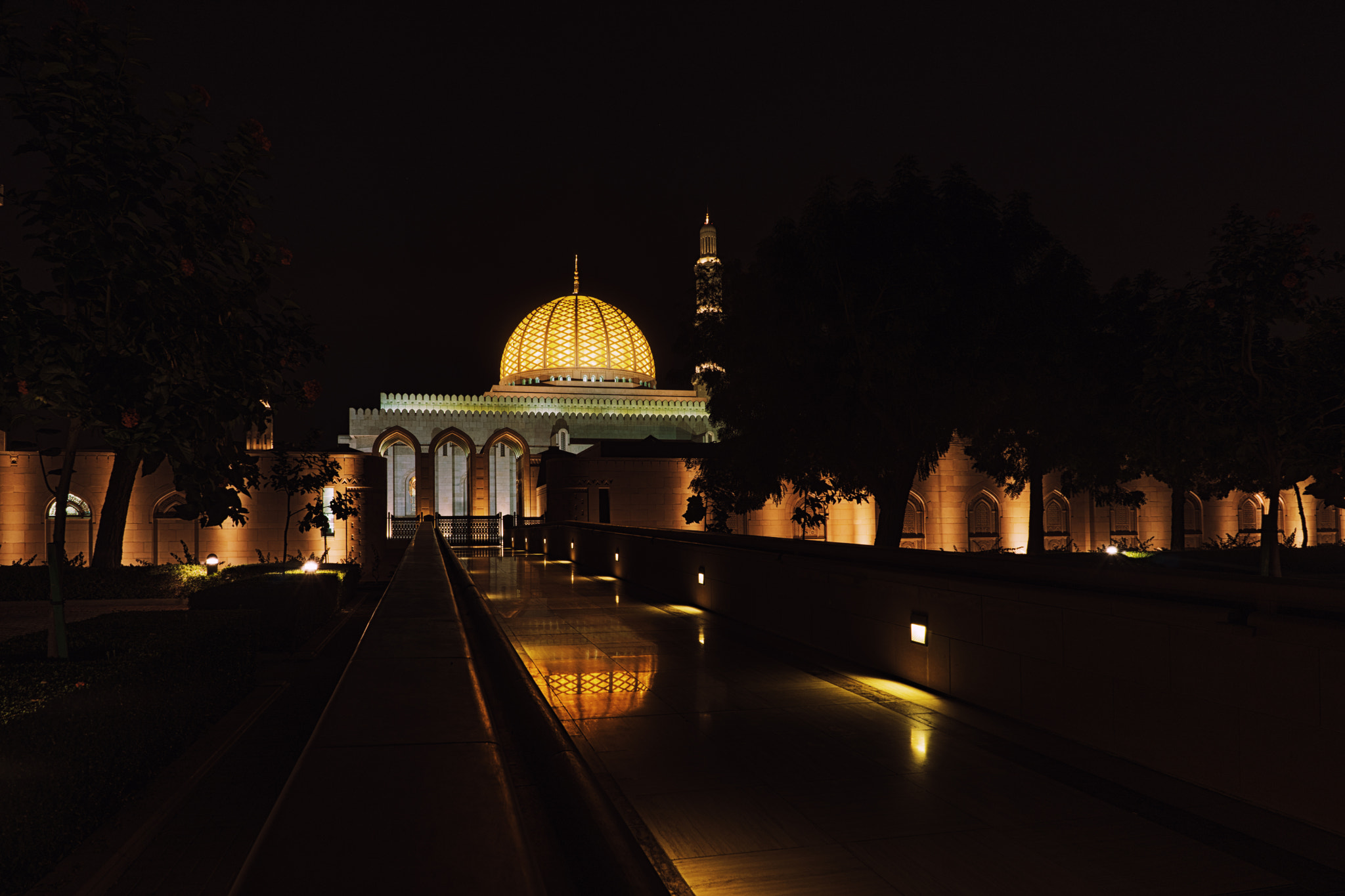 Sony a7 sample photo. Sultan qaboos mosque photography