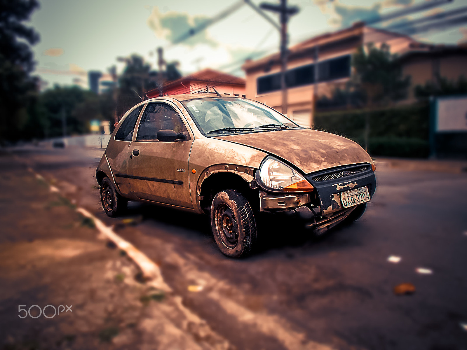 Olympus TG-620 sample photo. Abandoned car photography