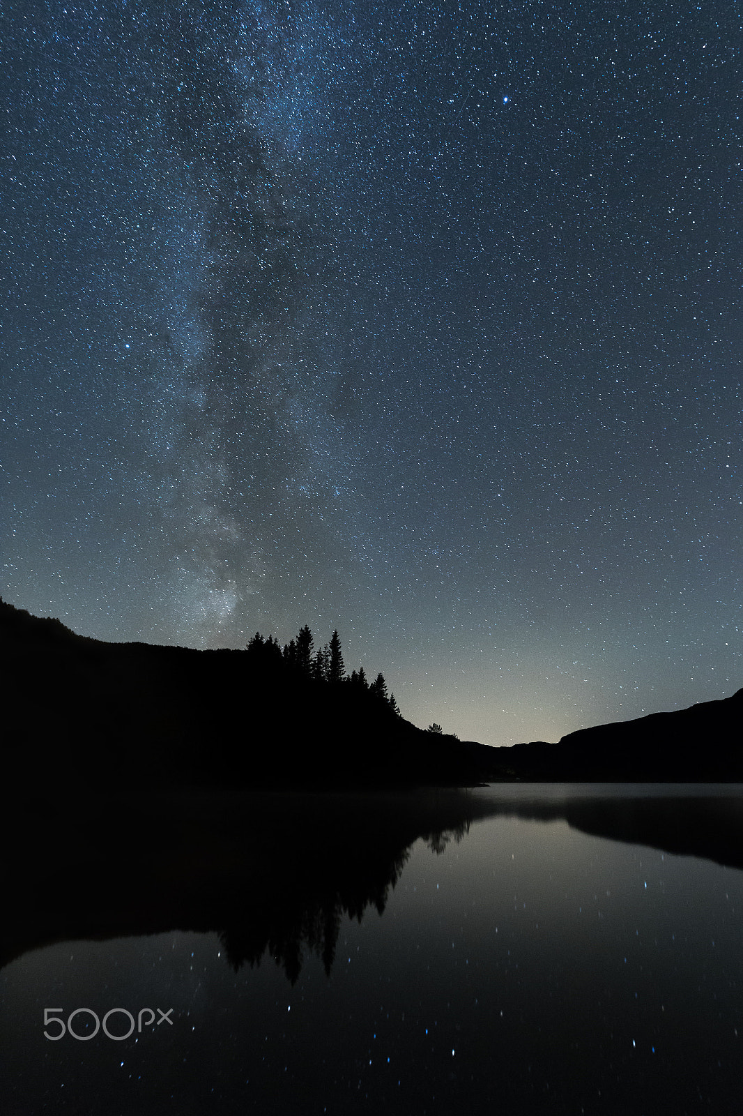 Canon EOS 6D + Sigma 20mm F1.4 DG HSM Art sample photo. Fjellgardsvatnet photography