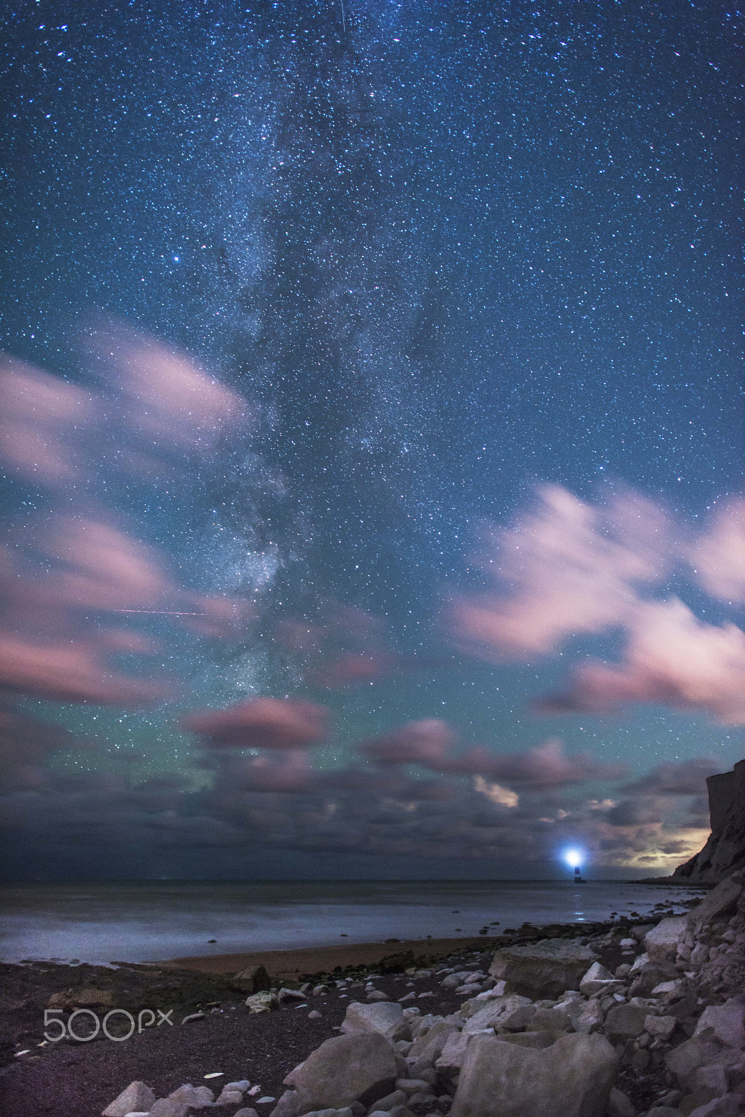 Nikon D810 sample photo. Milky way over beachy head lighthouse photography