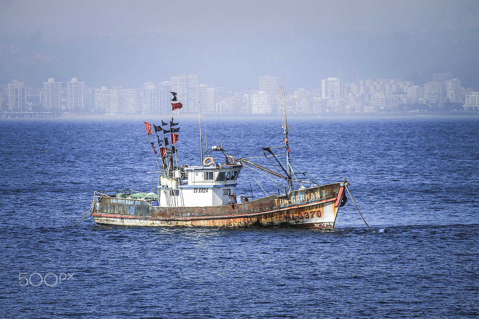 Canon EF-S 55-250mm F4-5.6 IS sample photo. Valpo photography