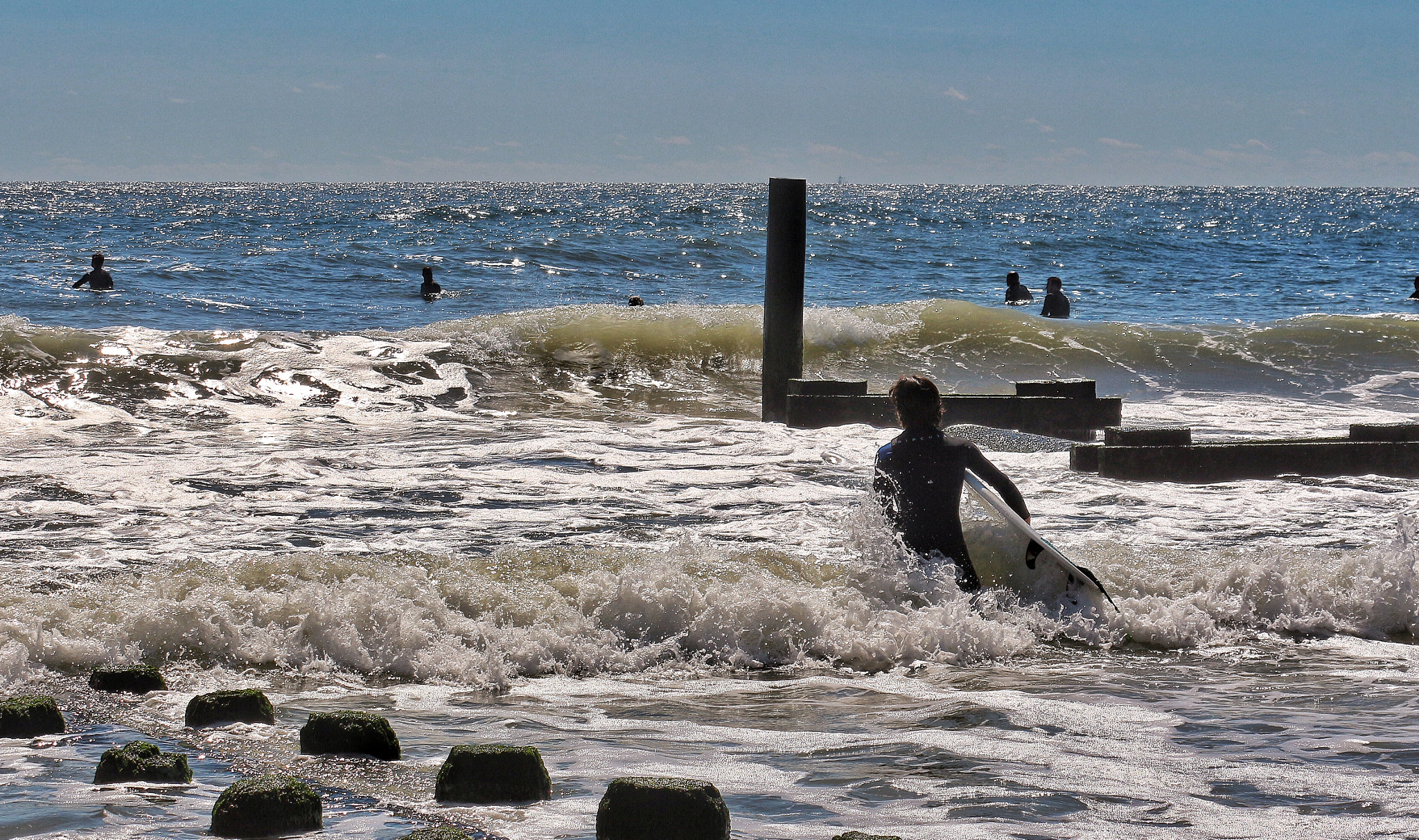 Canon EOS 650D (EOS Rebel T4i / EOS Kiss X6i) + Canon EF 70-300mm F4-5.6L IS USM sample photo. Surfer series photography