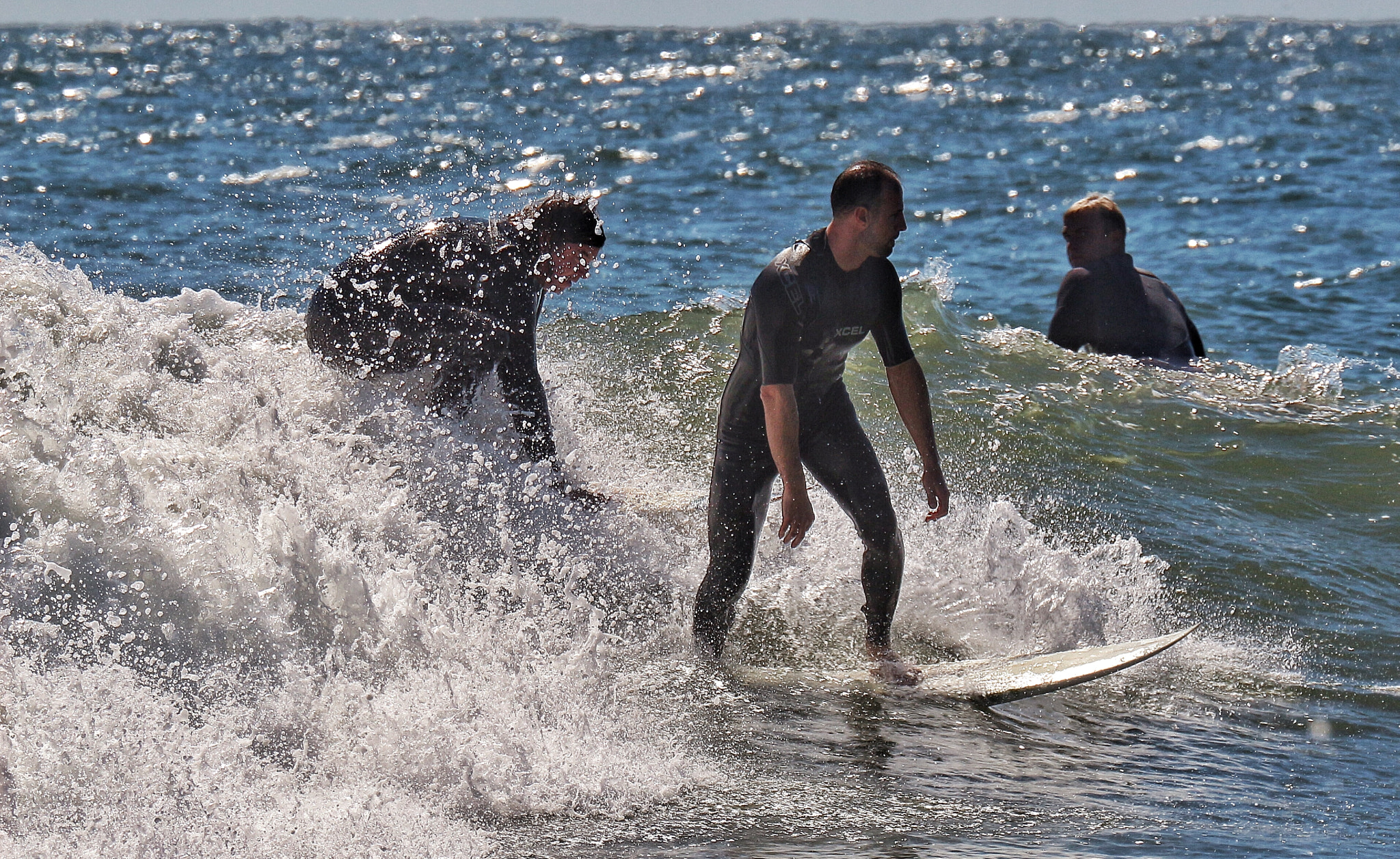 Canon EOS 650D (EOS Rebel T4i / EOS Kiss X6i) + Canon EF 70-300mm F4-5.6L IS USM sample photo. Surfer series photography