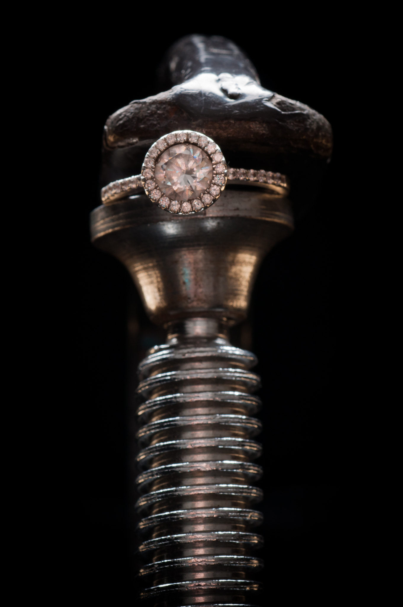 Nikon D90 + AF Micro-Nikkor 60mm f/2.8 sample photo. Metal vs. metal photography